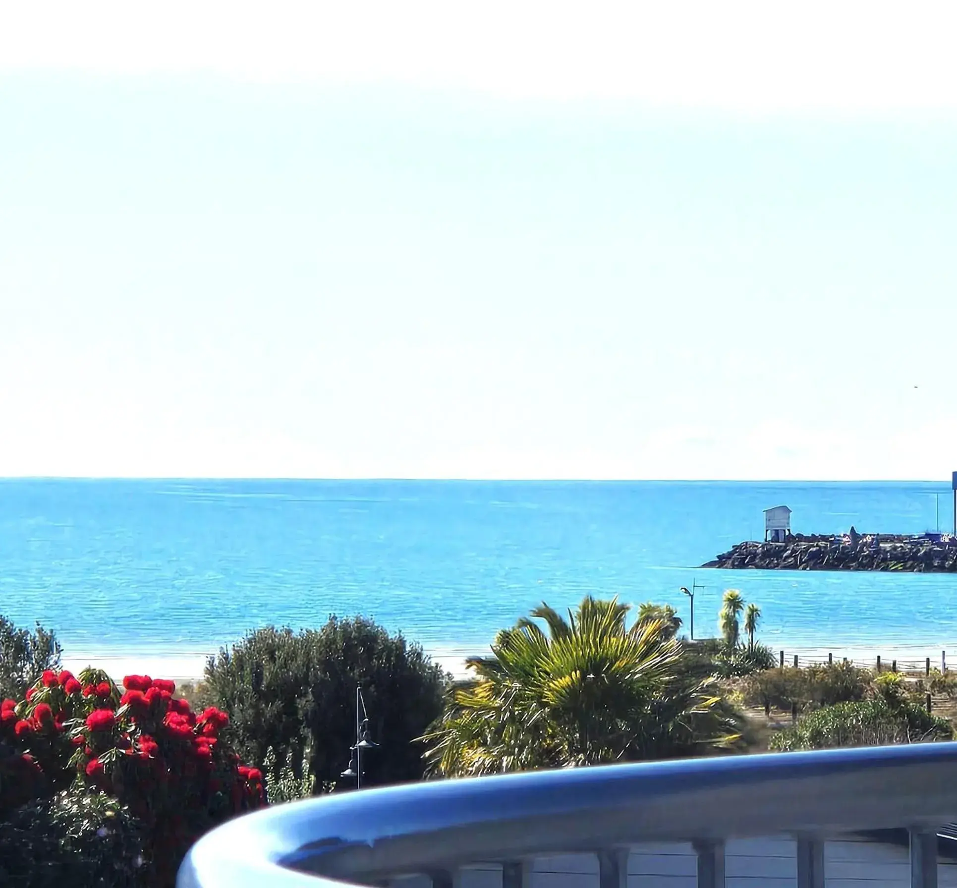 Apartment with Balcony in Bay City Motor Lodge Apartment with Balcony in Bay City Motor Lodge