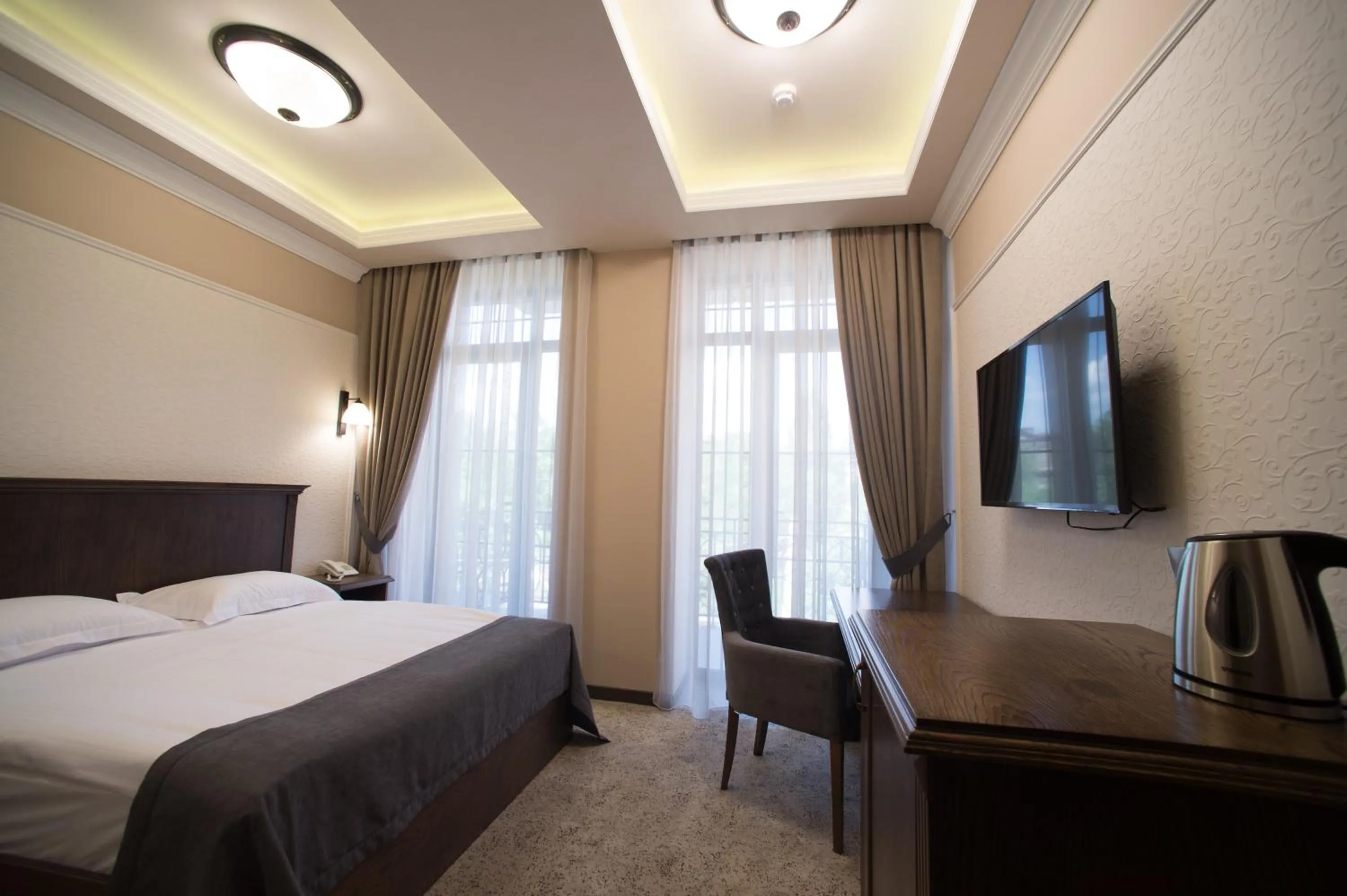 Bedroom, Bed in Boulevard Hotel