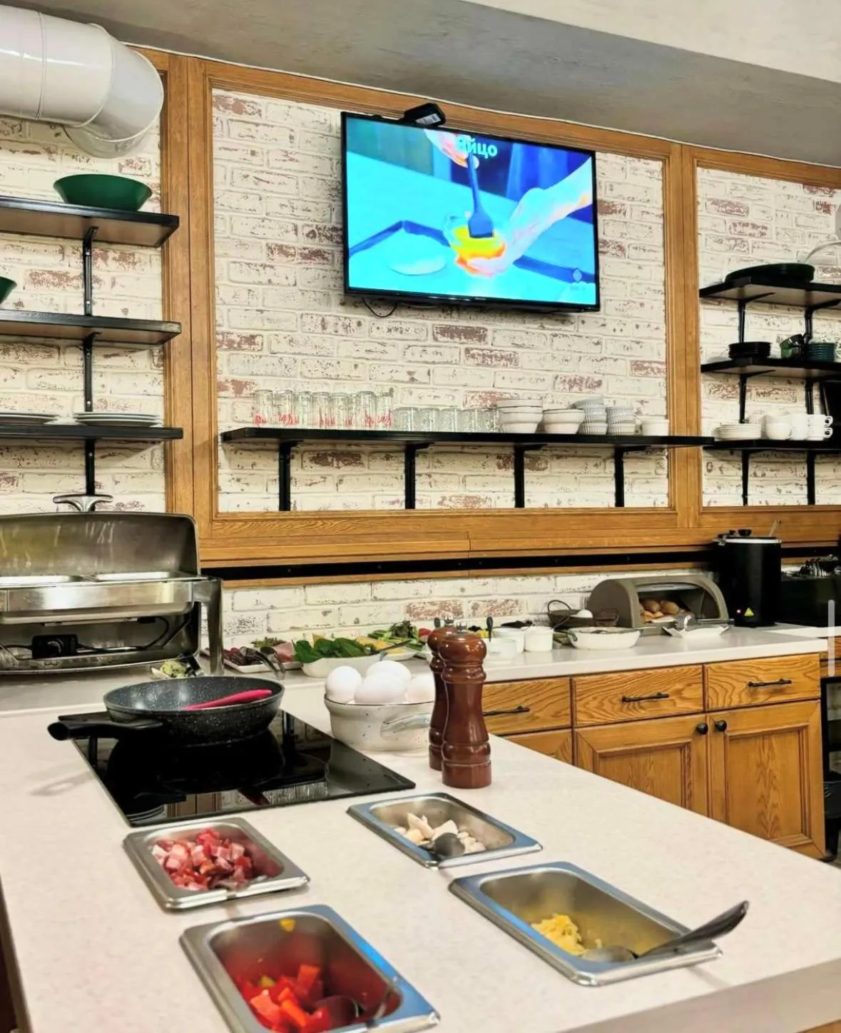 Breakfast in Boulevard Hotel