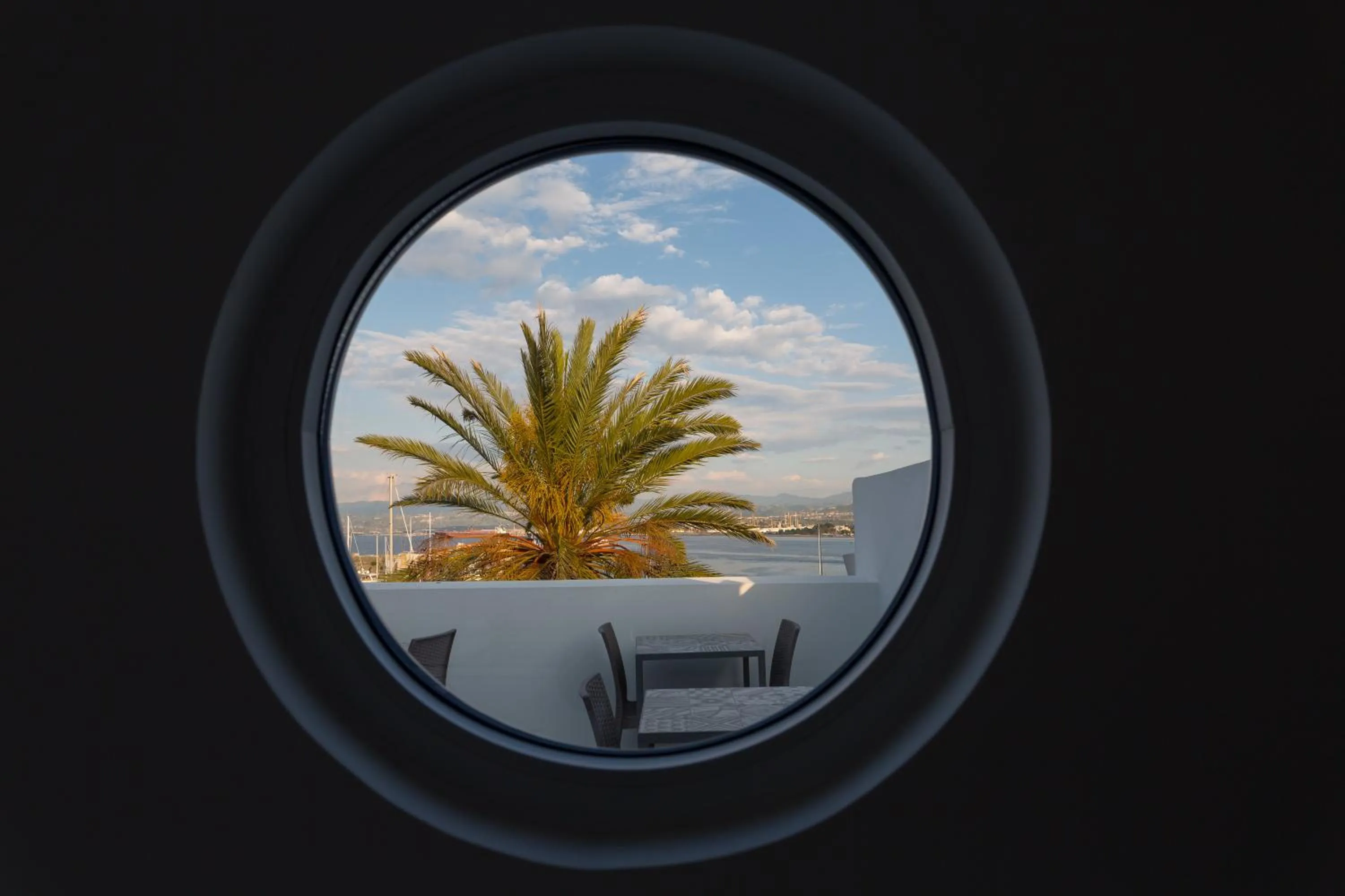 Decorative detail in Liberty Palace