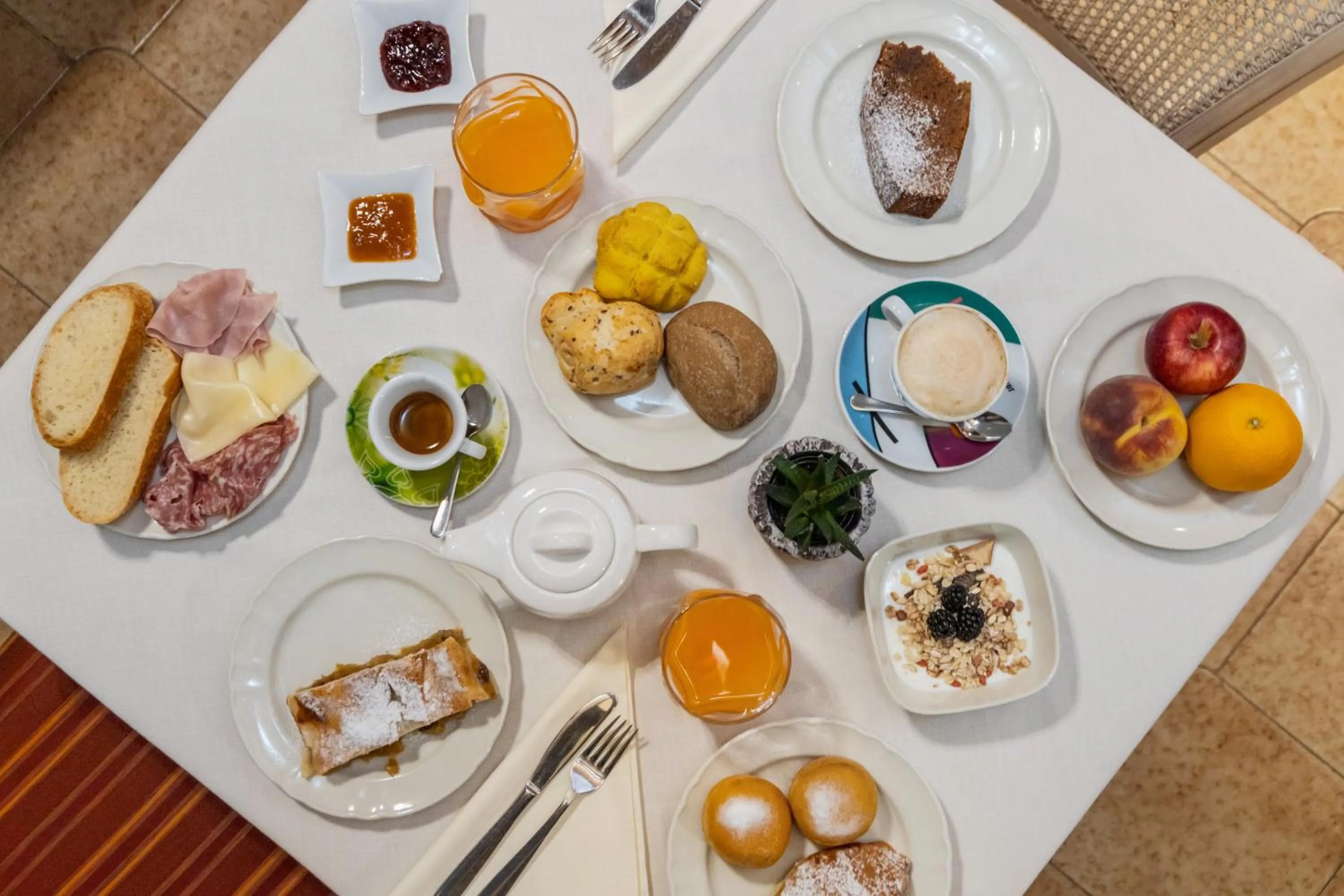 Breakfast in Appartamenti Decarli