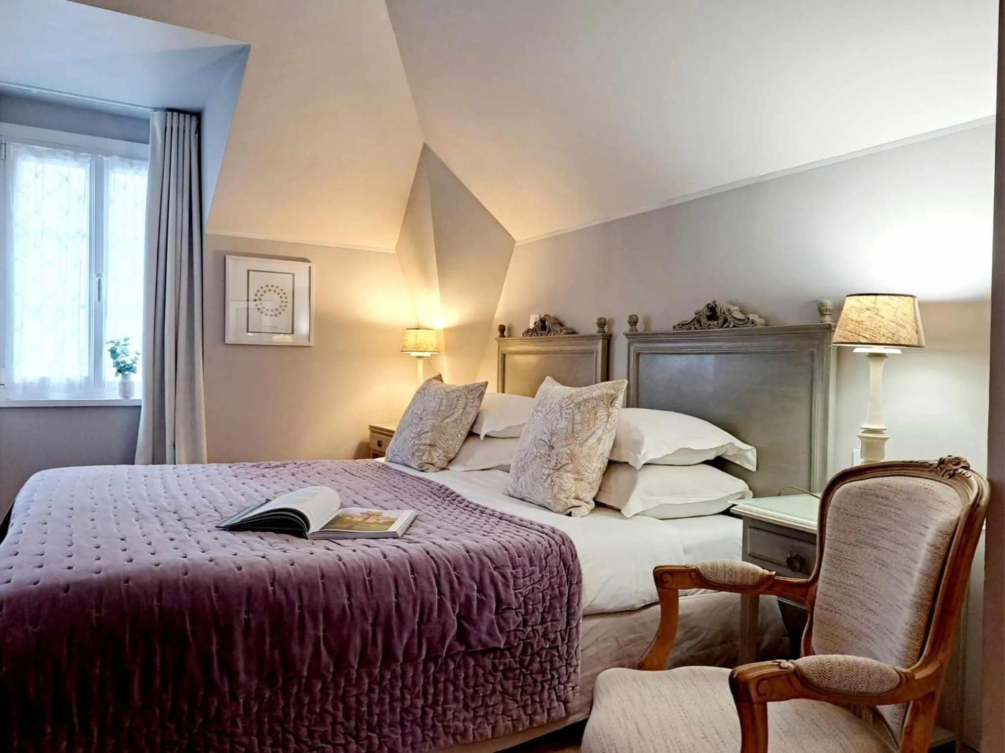 Bed in Hôtel Traiteur Les Ormes, The Originals Relais