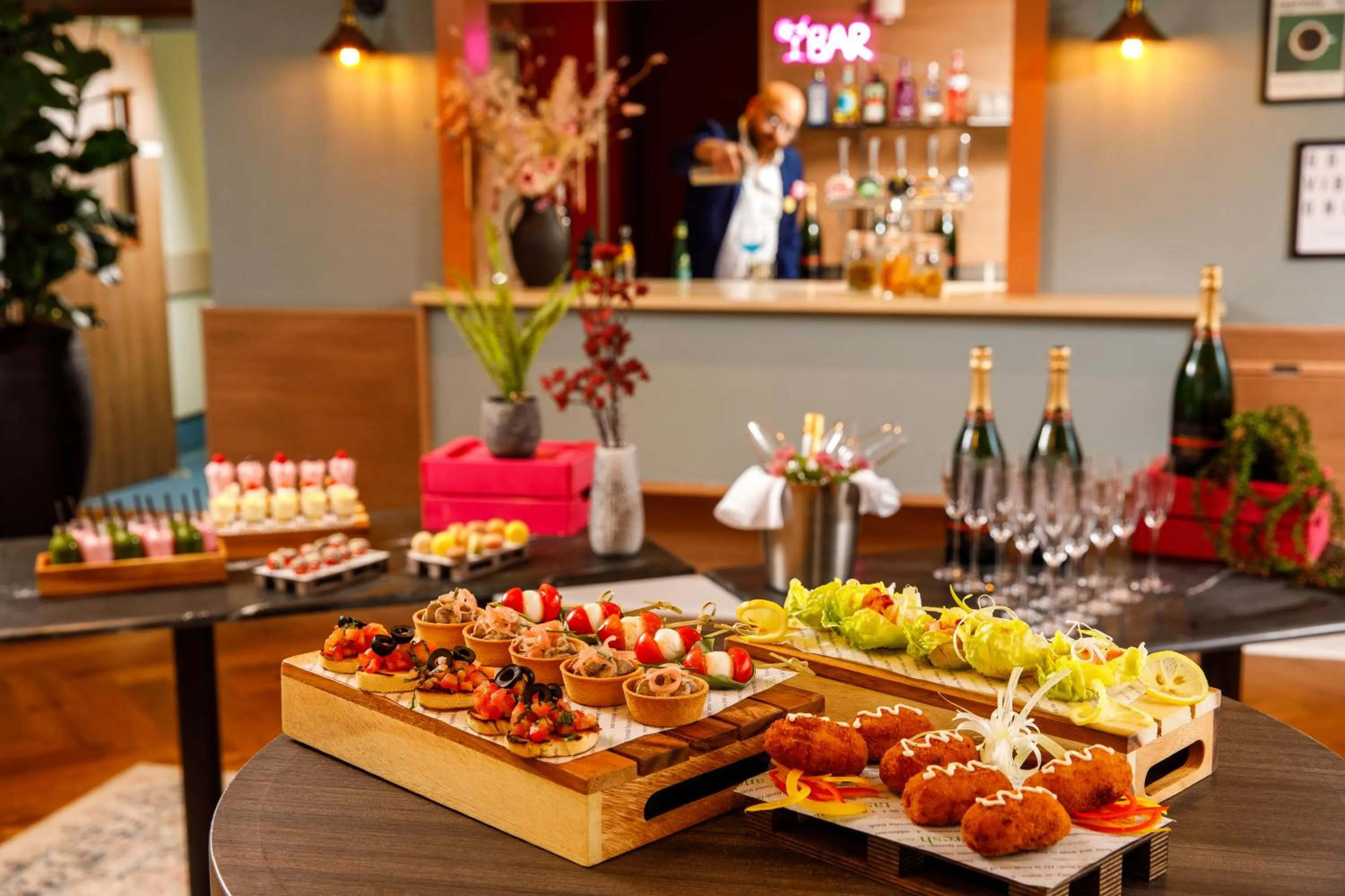 Food and drinks in Novotel London Greenwich