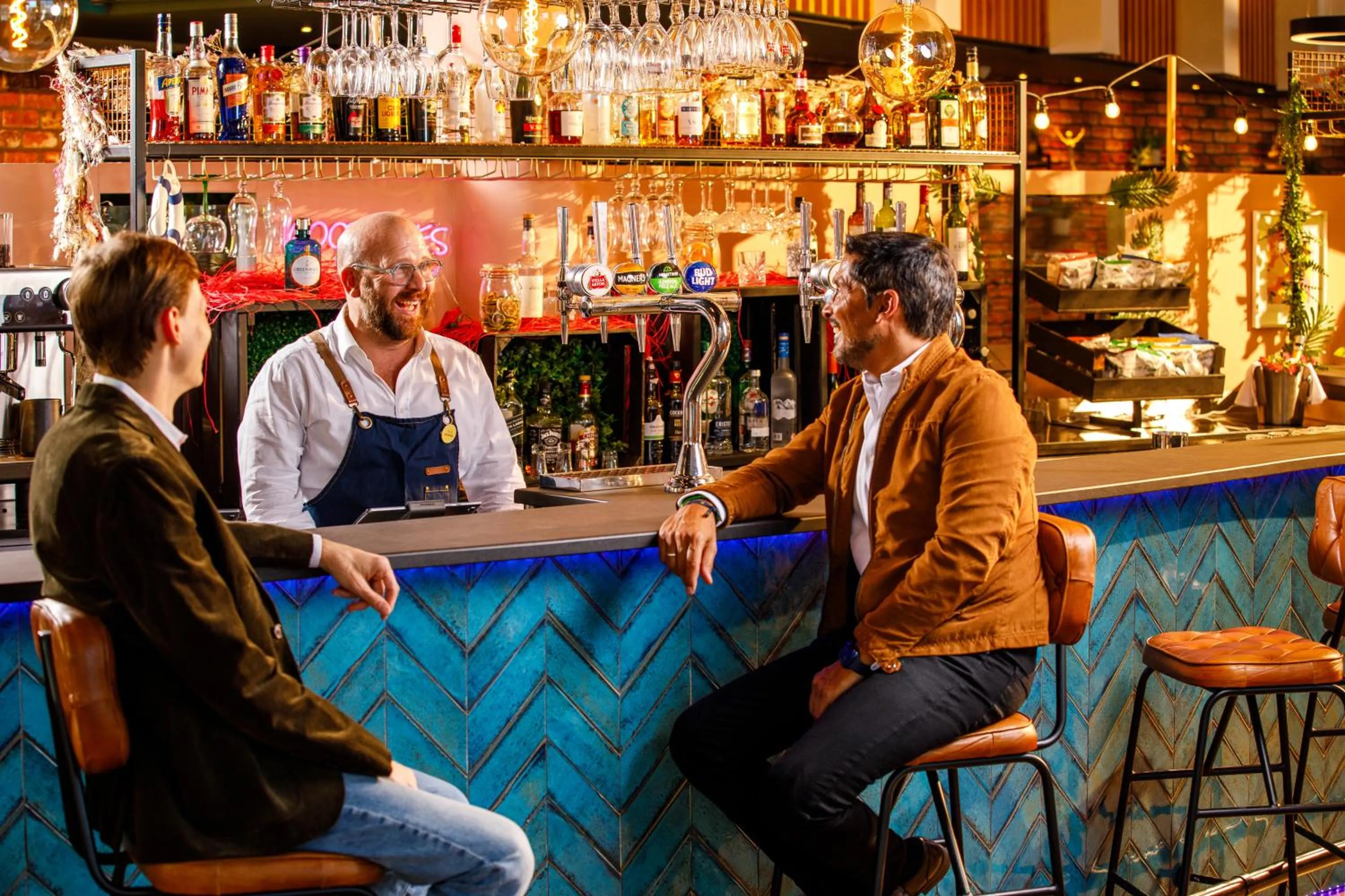 Lounge or bar in Novotel London Greenwich