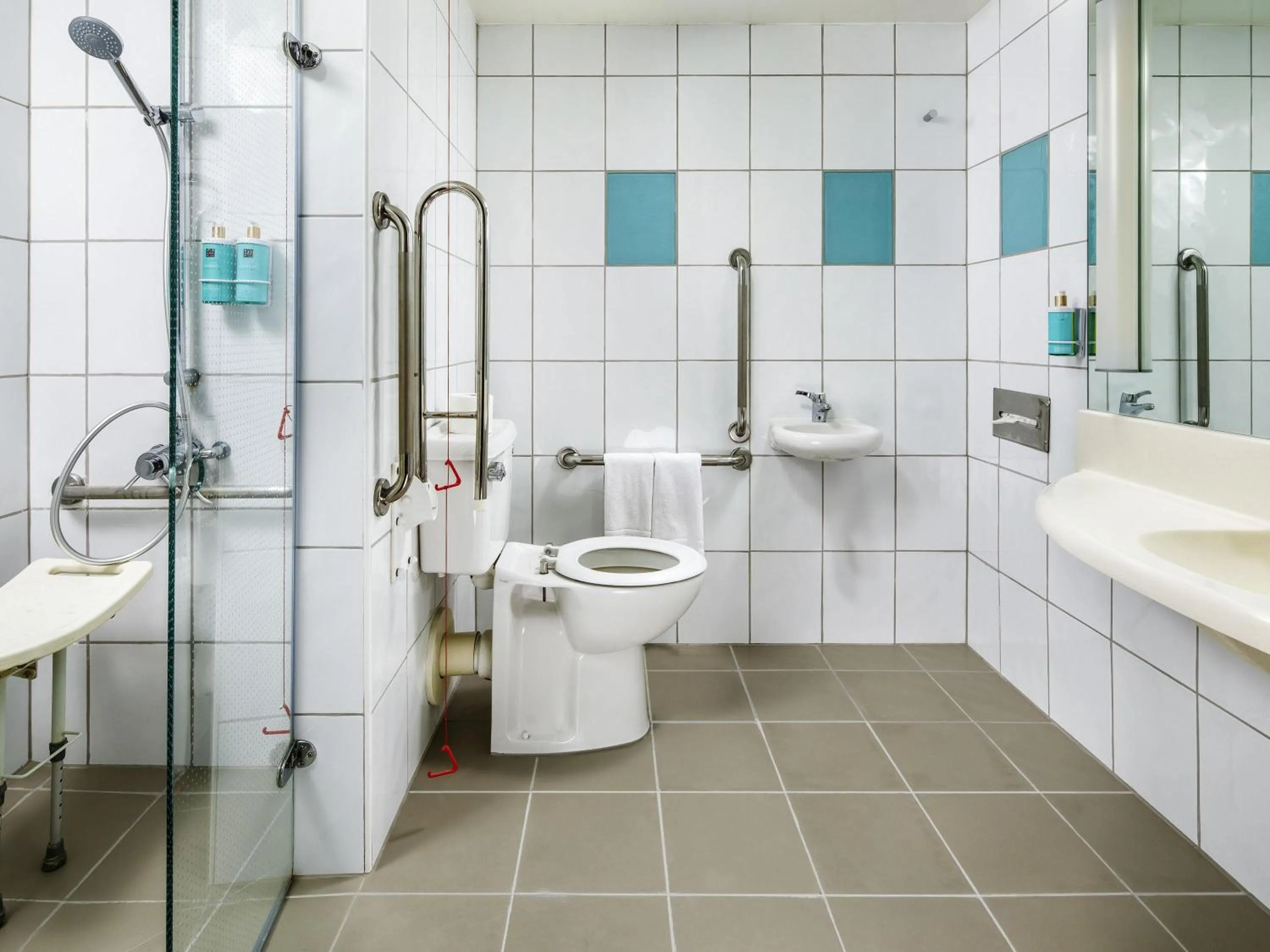 Bedroom in Novotel London Greenwich