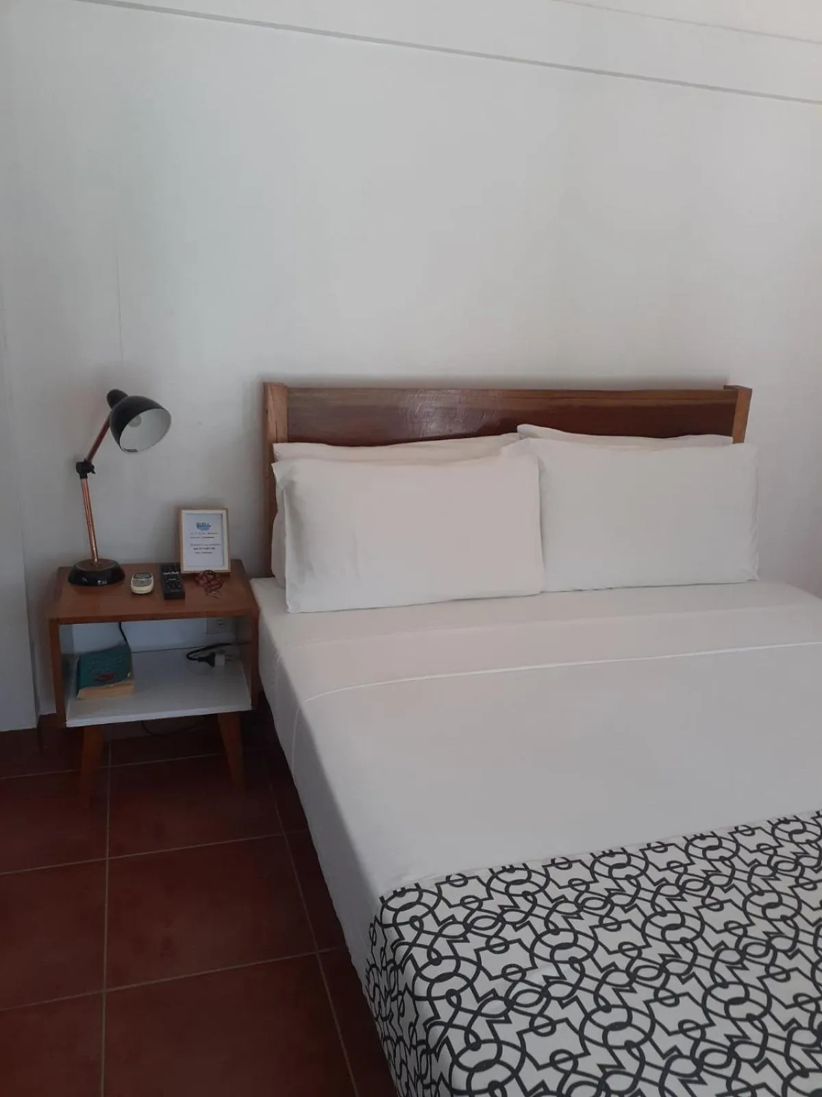 Bedroom, Bed in Bluewaves Beach House