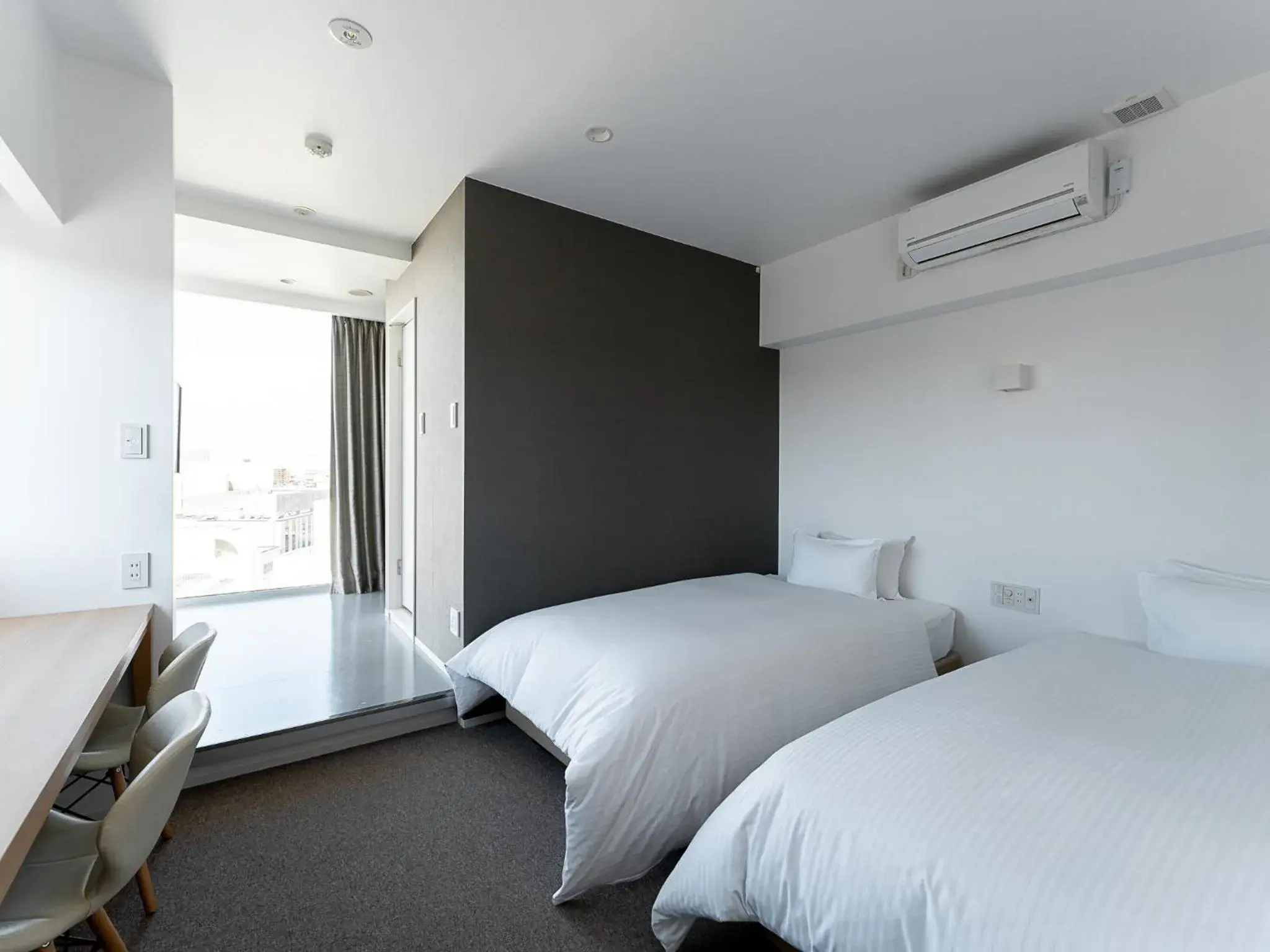 Corner Twin Room in Kaname Inn Tatemachi Corner Twin Room in Kaname Inn Tatemachi