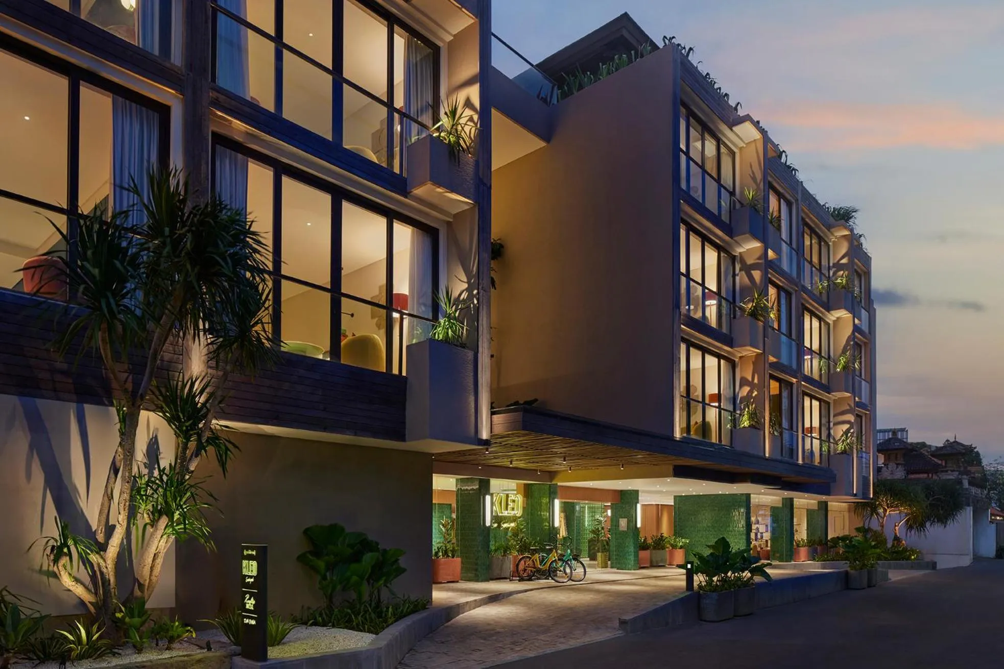 Facade/entrance in Kleo Seminyak, part of JdV by Hyatt