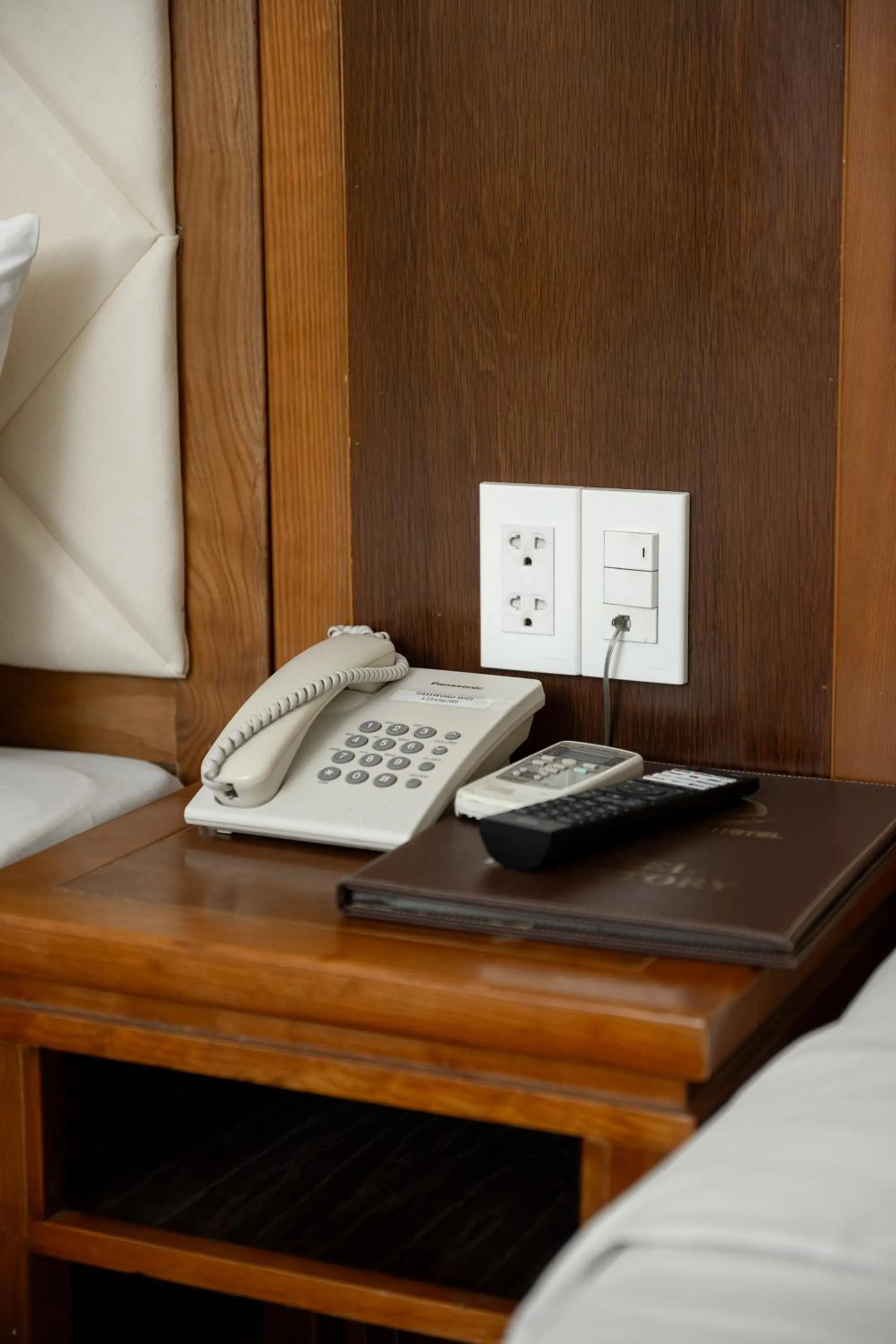 TV and multimedia in DaNa Sailing Hotel