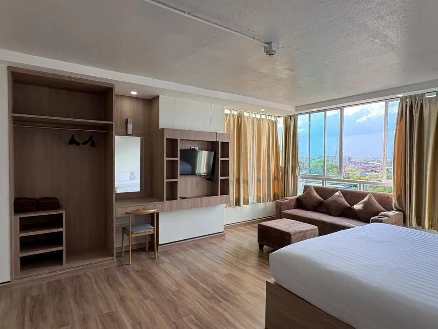 Bed in KM Kwanphayao Hotel