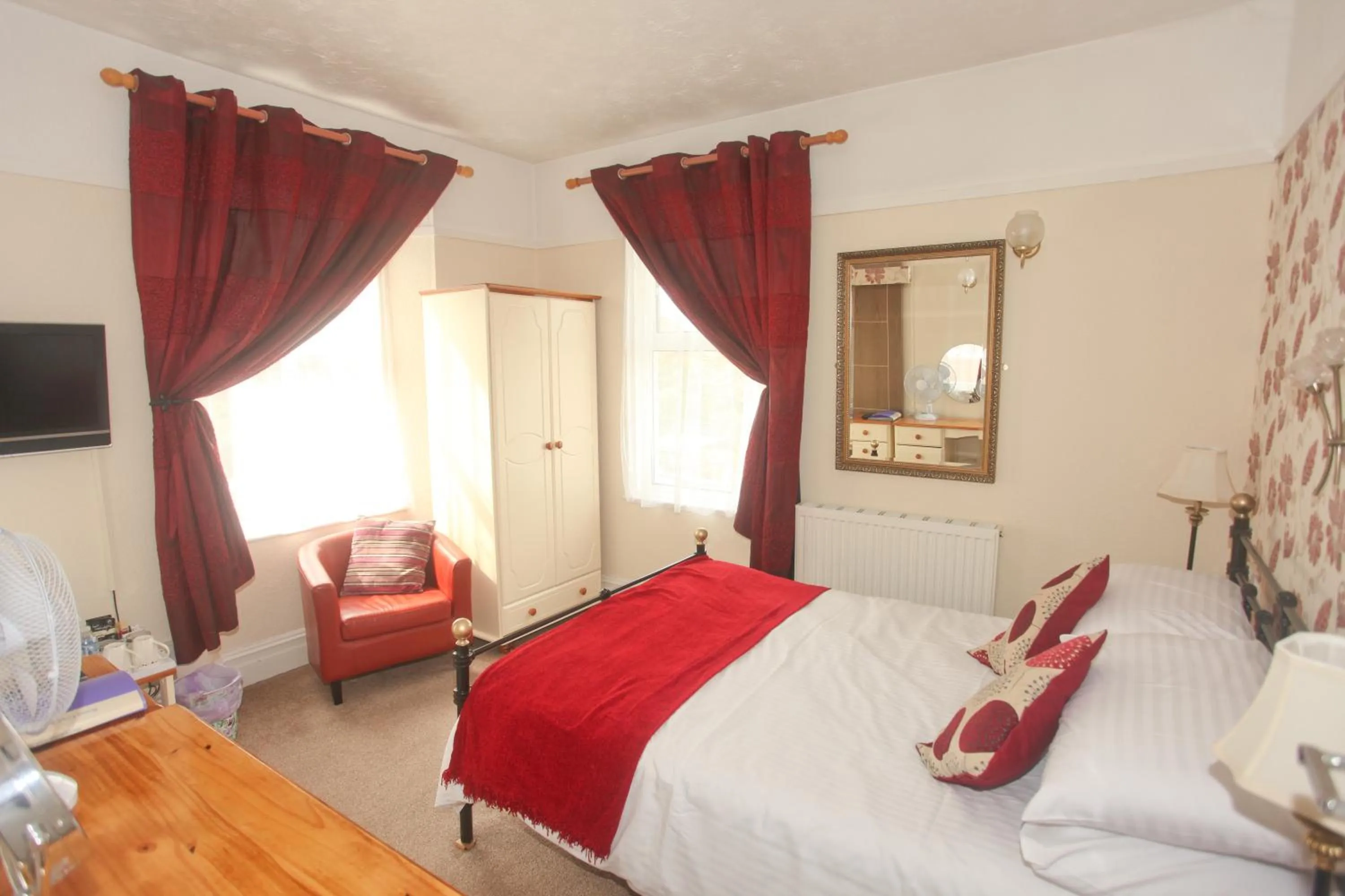 Bedroom, Bed in The Clydesdale