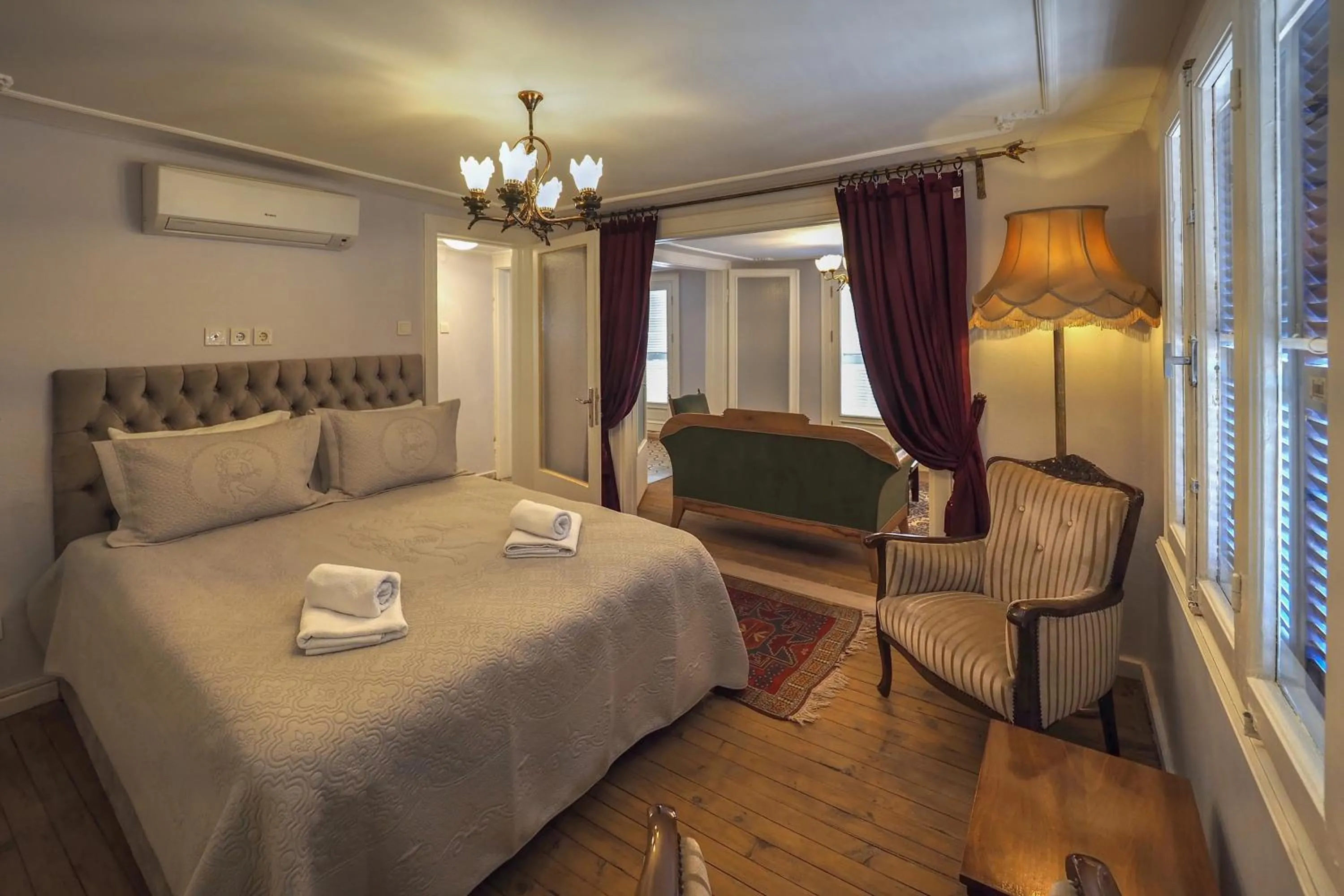 Bed in Büyük Konak İzmir