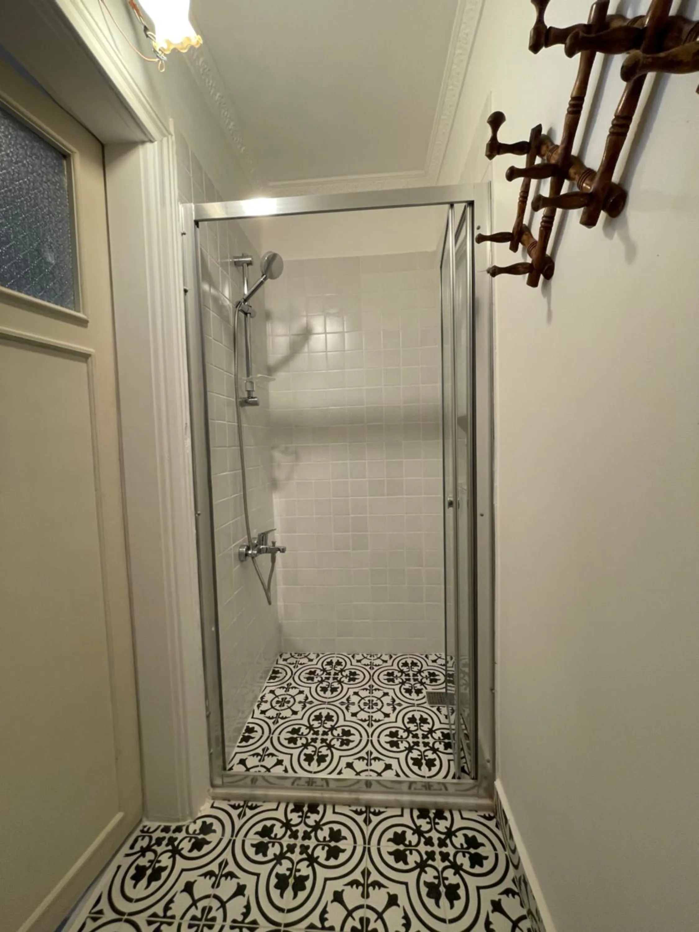 Shower in Büyük Konak İzmir