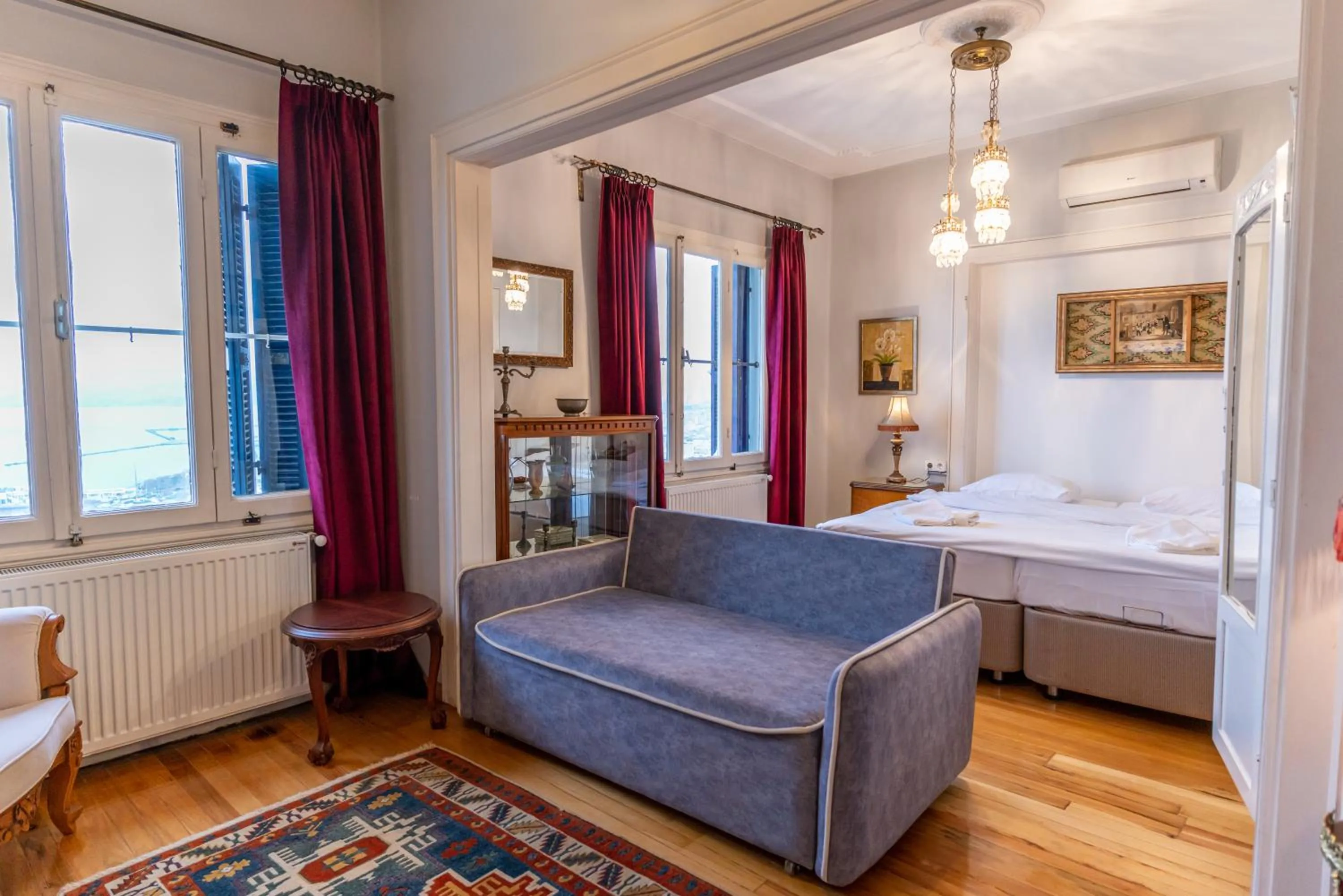 Bed in Büyük Konak İzmir