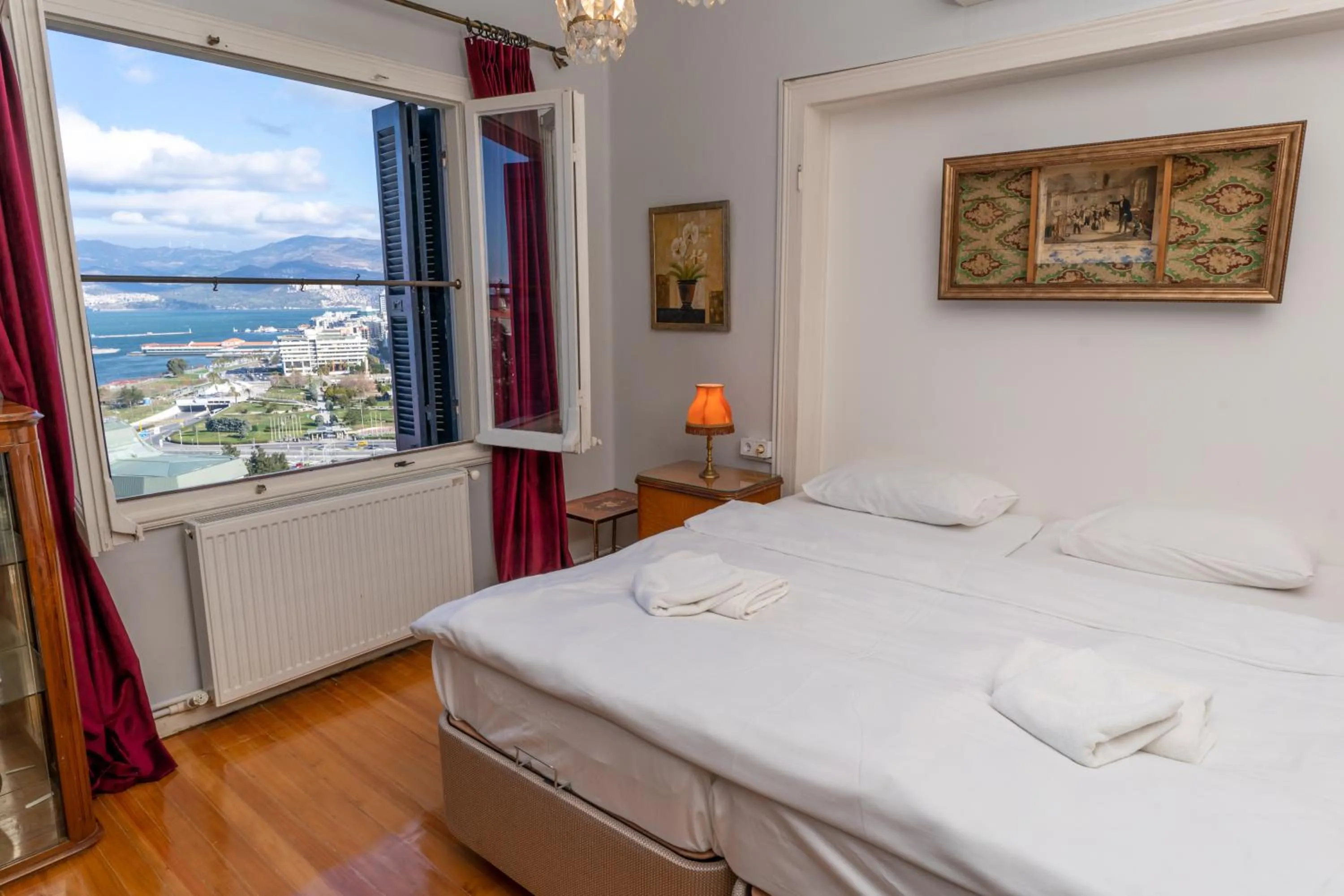 Bed in Büyük Konak İzmir