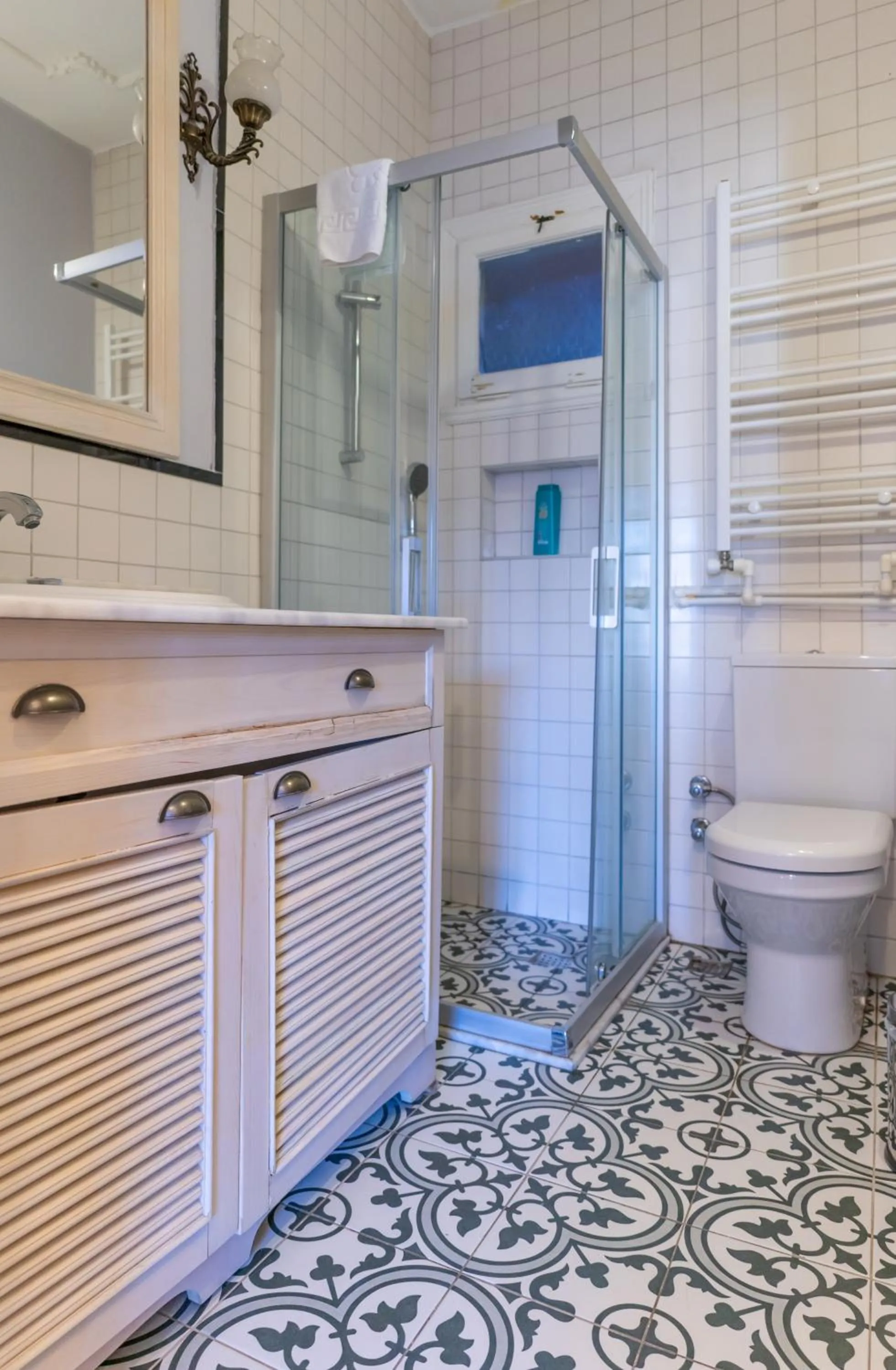 Shower in Büyük Konak İzmir