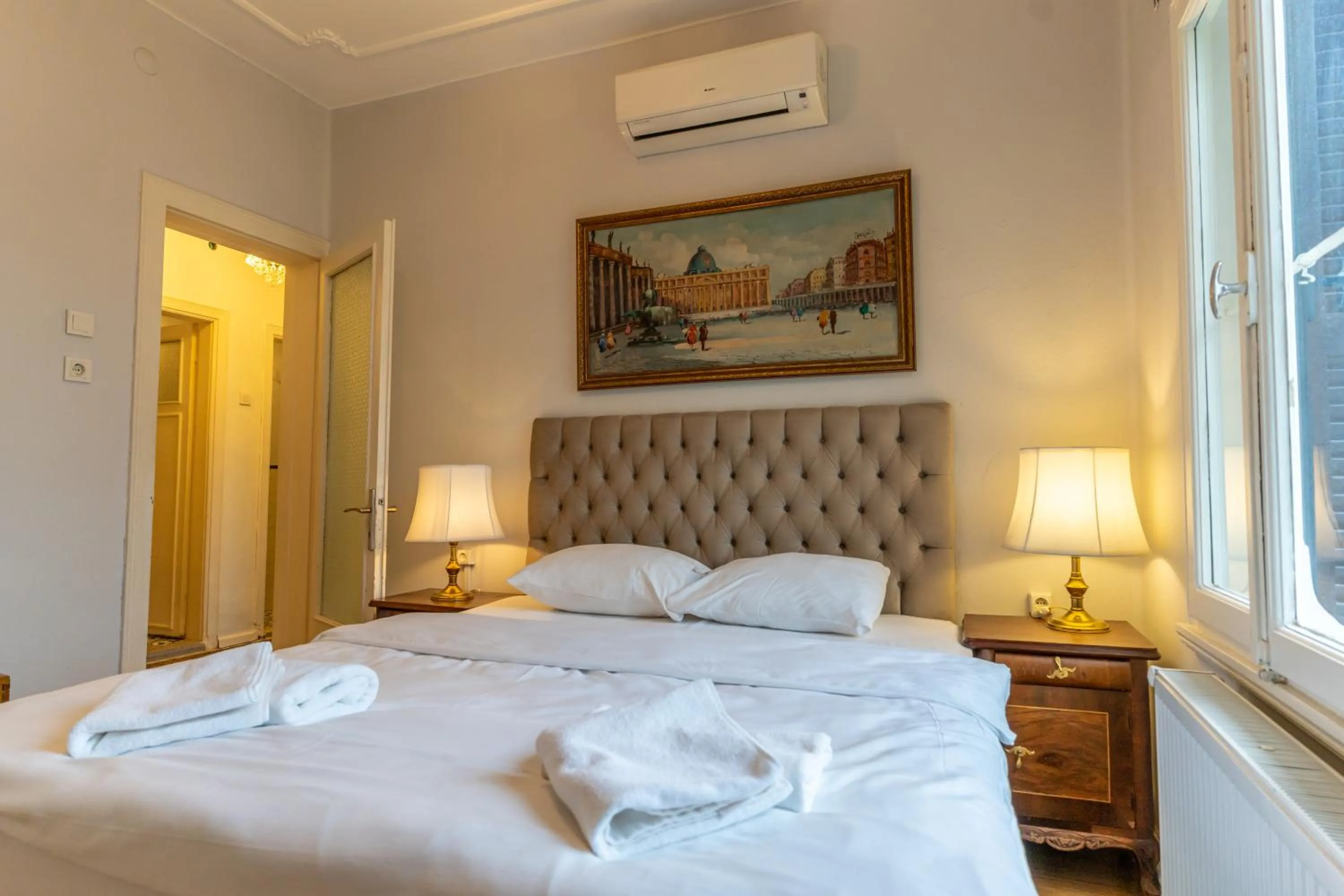 Bed in Büyük Konak İzmir