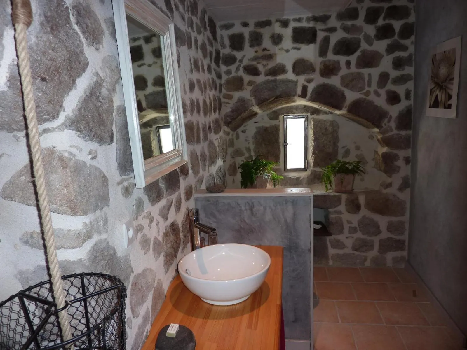 Bathroom in La Calade Chambres d'Hôtes & Espace Bien-Etre