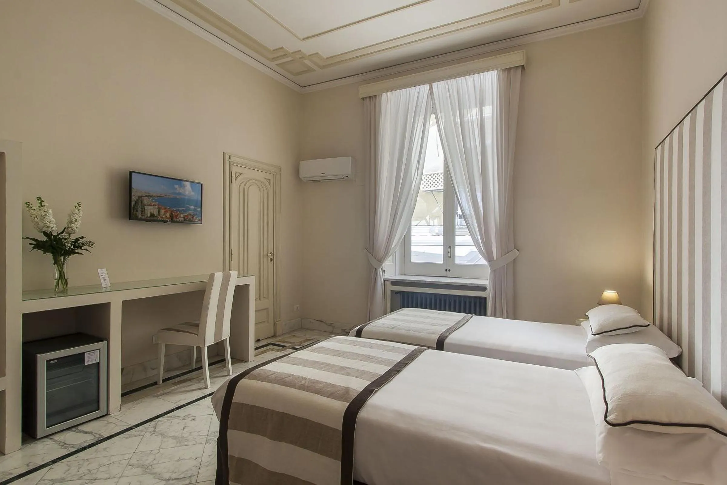 Photo of the whole room, Bed in Palazzo Starace