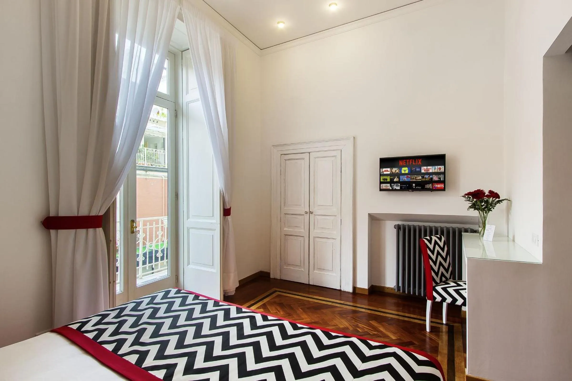 Photo of the whole room, Bed in Palazzo Starace