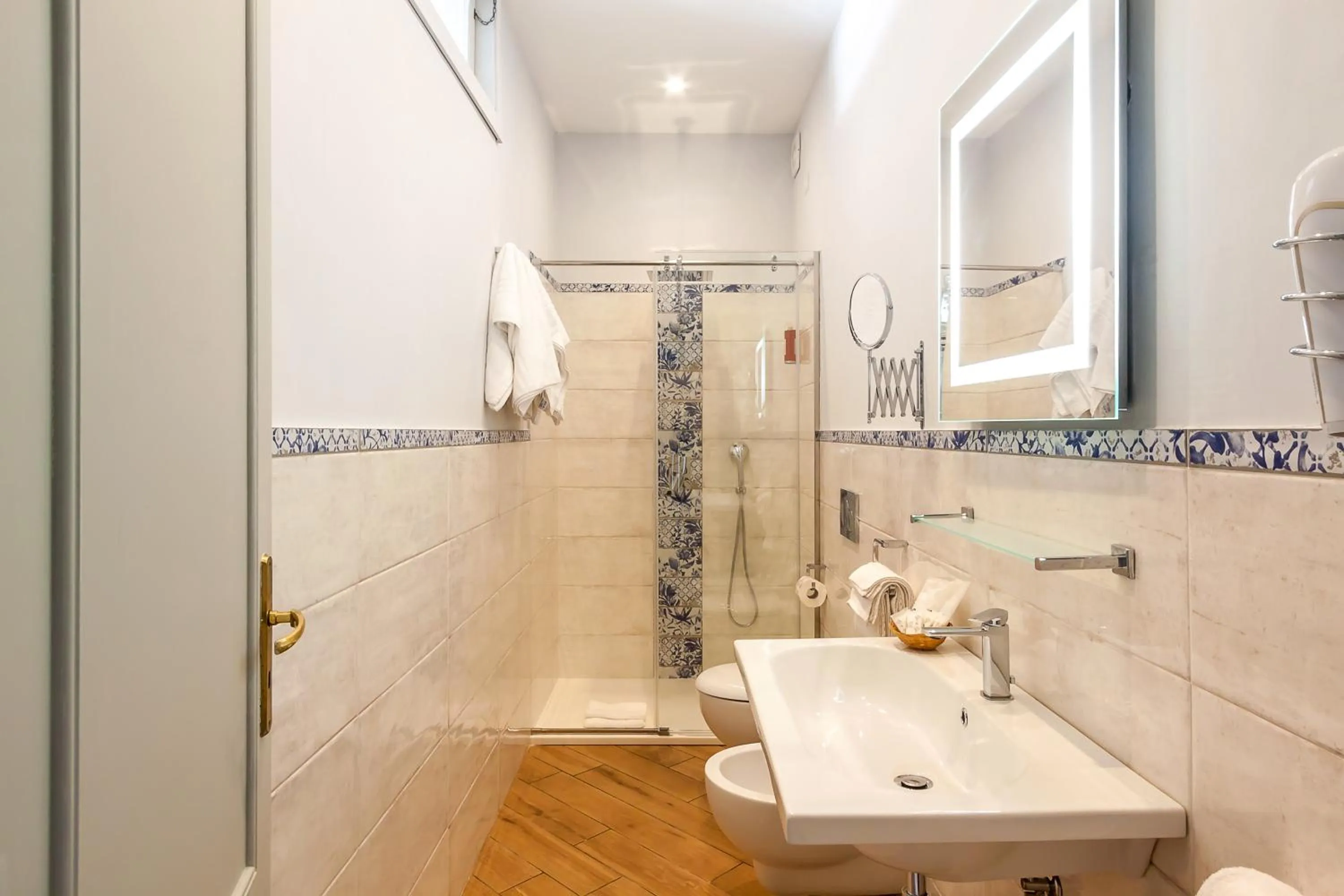 Bathroom in Palazzo Starace