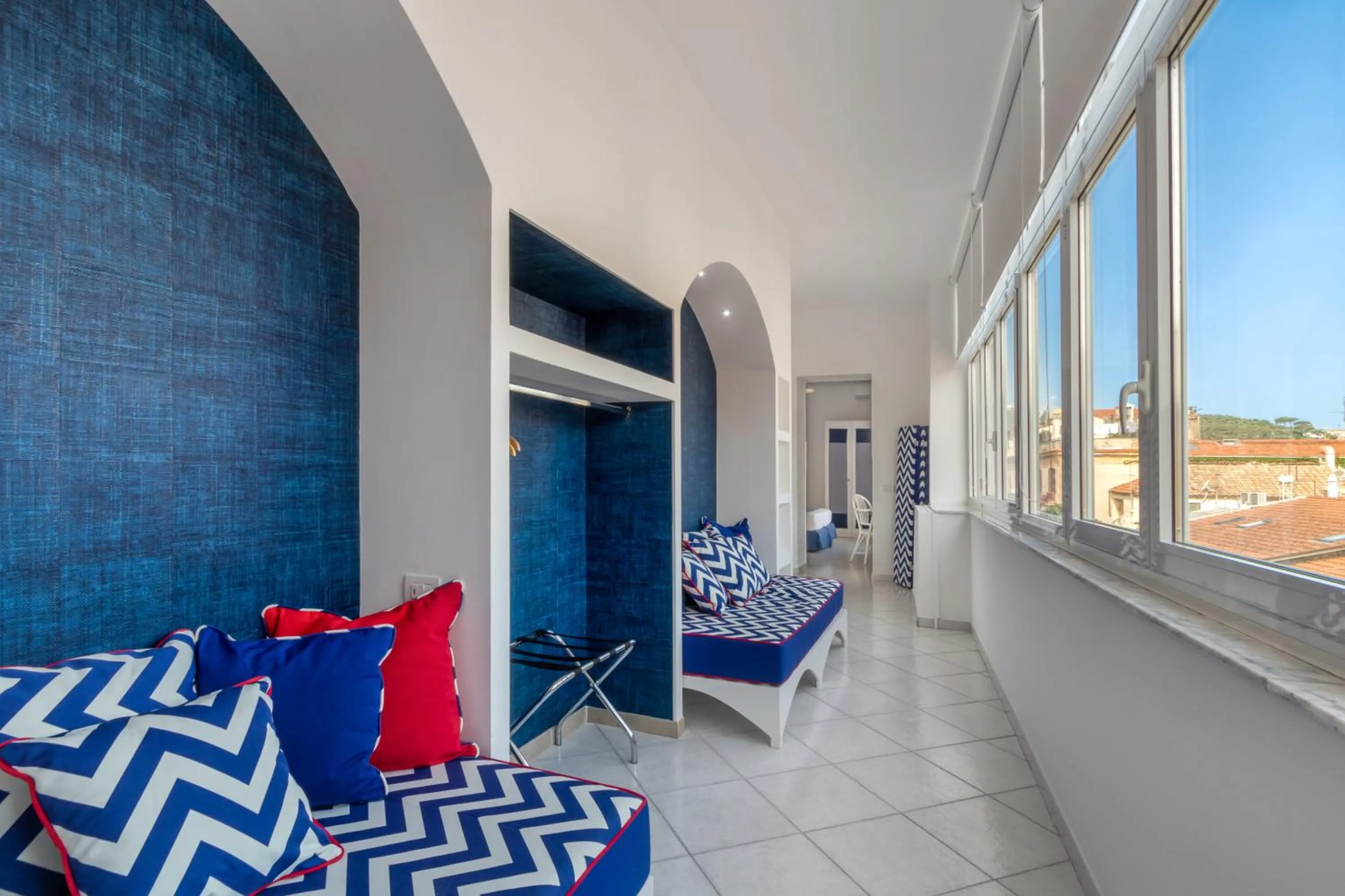 Photo of the whole room in Palazzo Starace