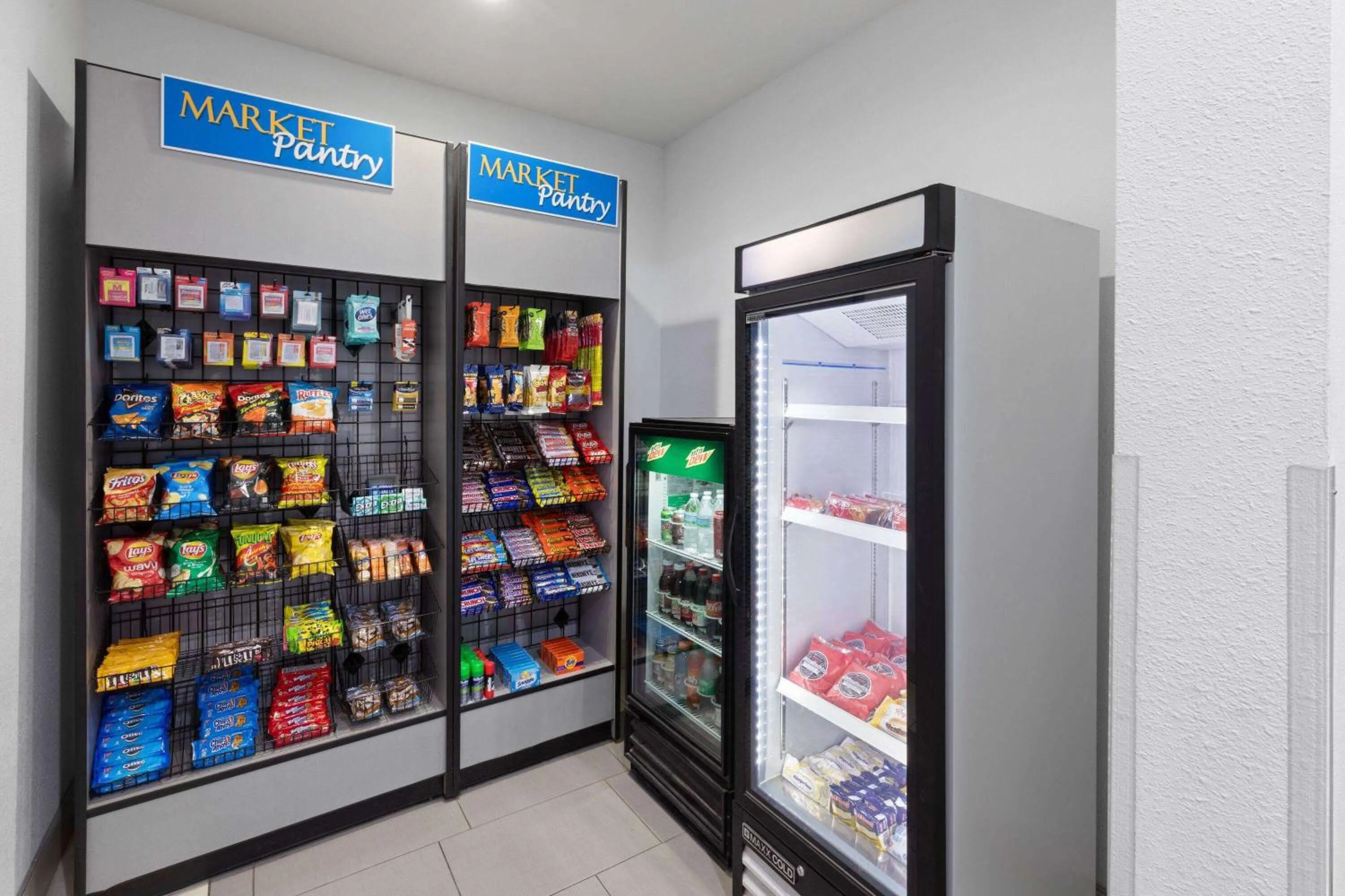 Food and drinks in Days Inn & Suites by Wyndham Lubbock Medical Center