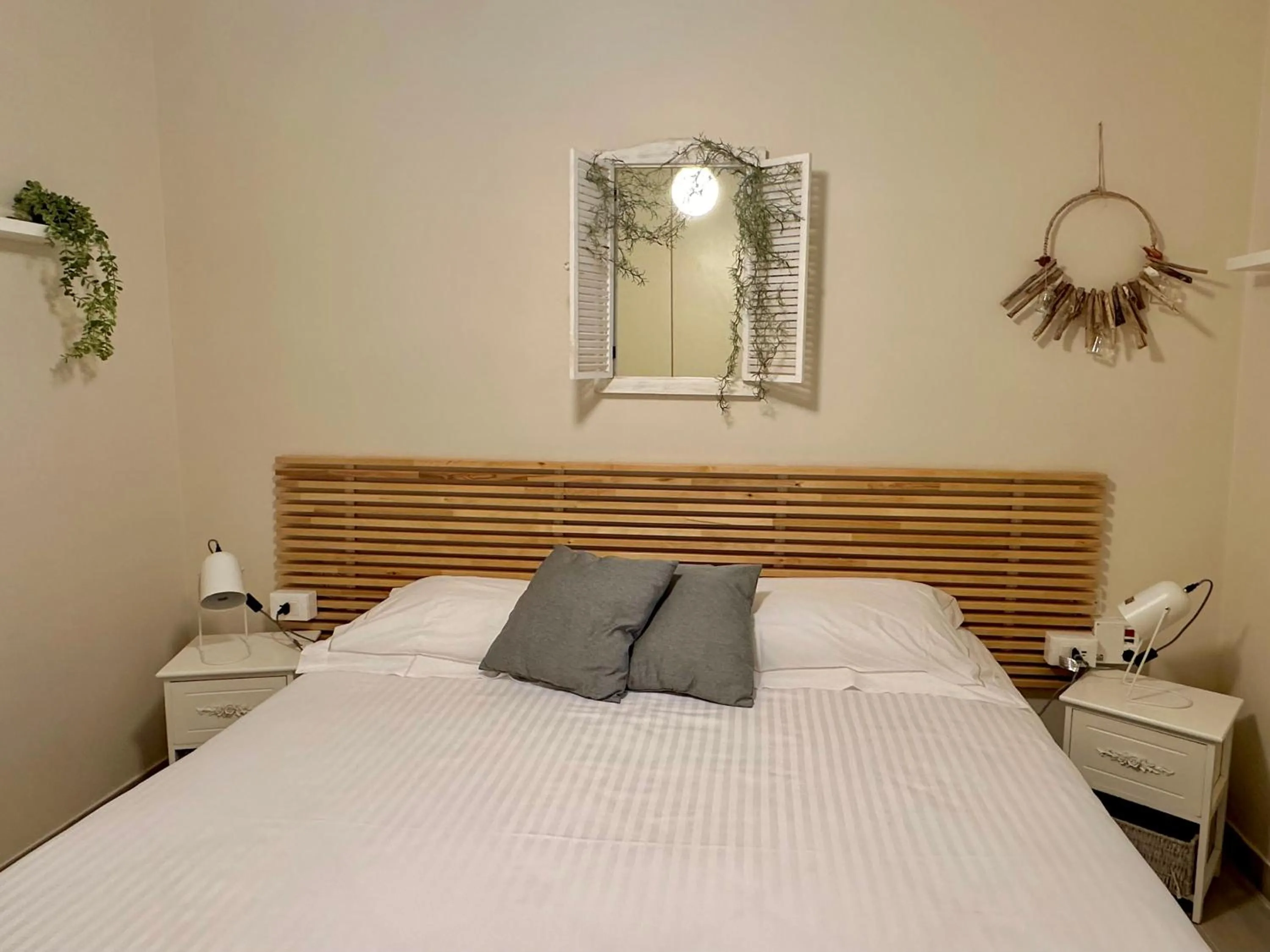 Bed in Lauri & Faggi