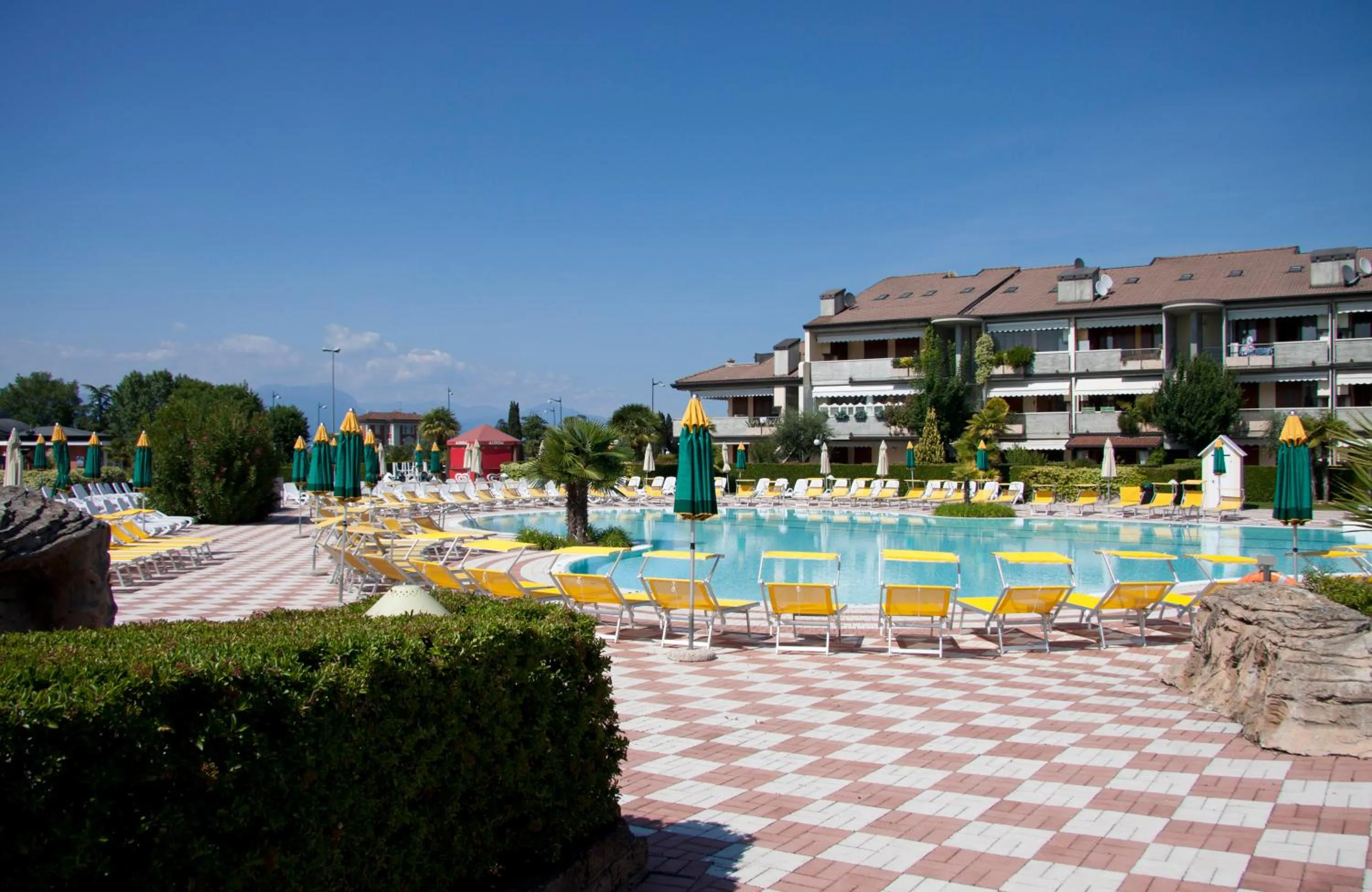 Swimming pool in Lauri & Faggi