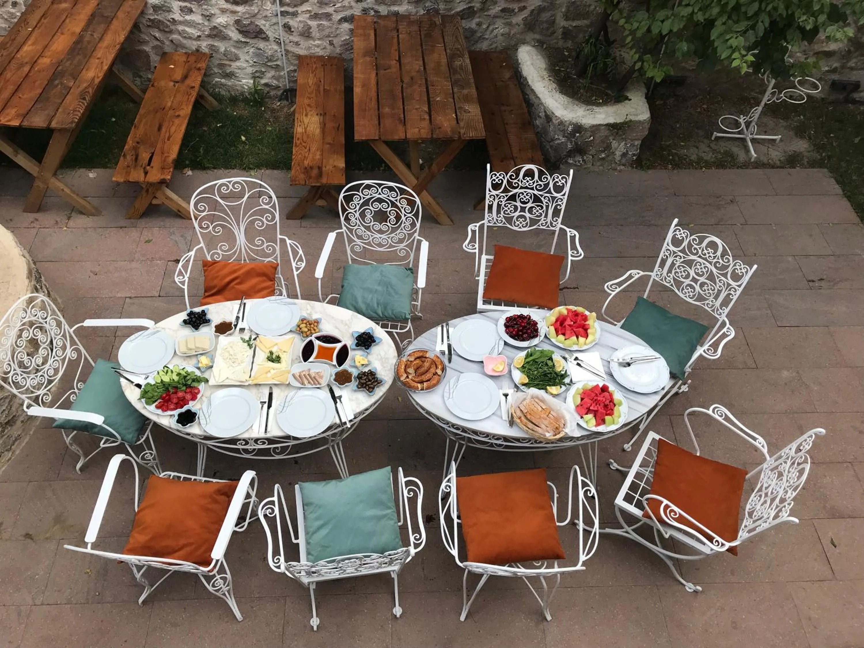 Restaurant/places to eat in Dutlu Konak