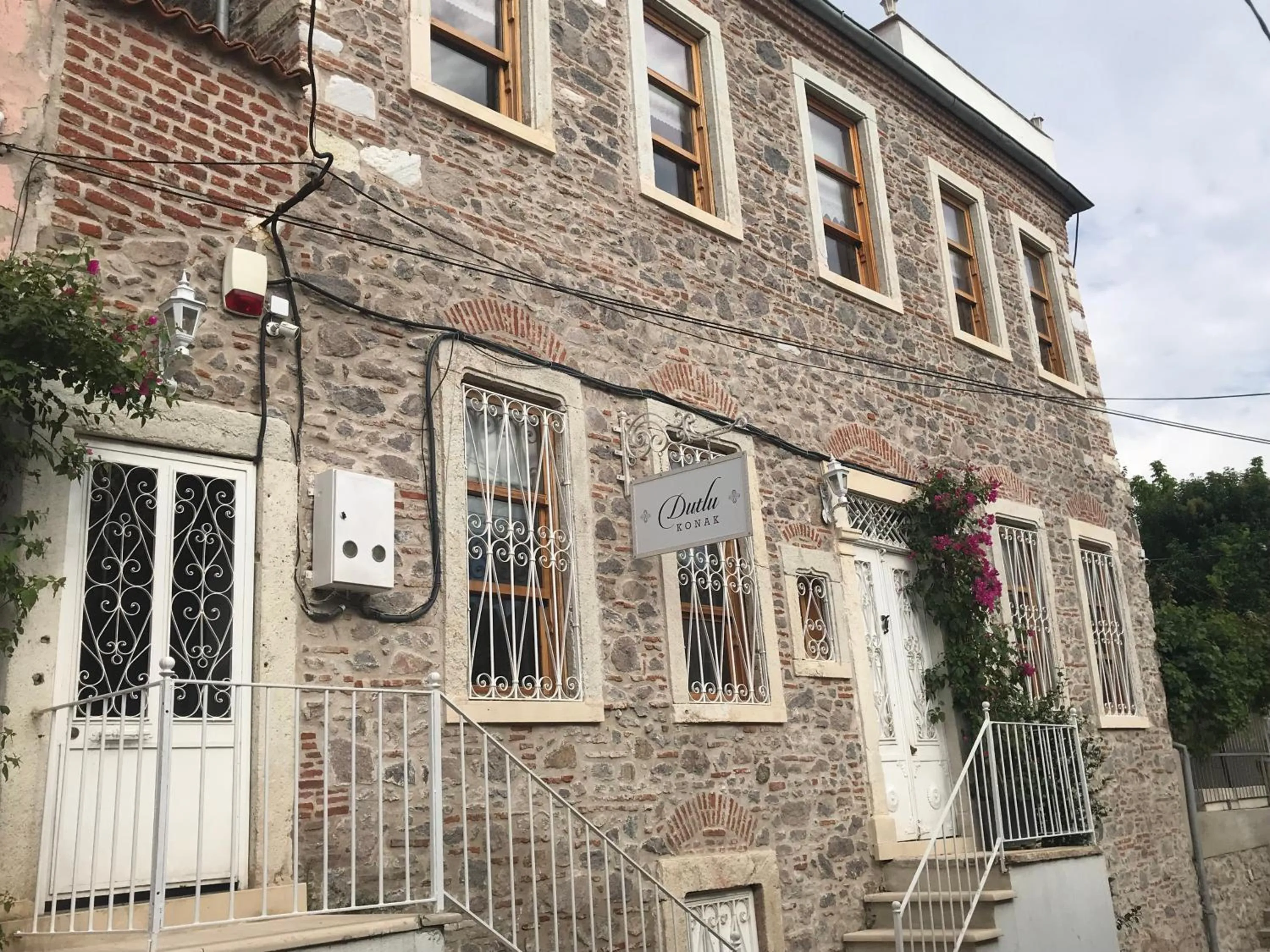 Facade/entrance in Dutlu Konak