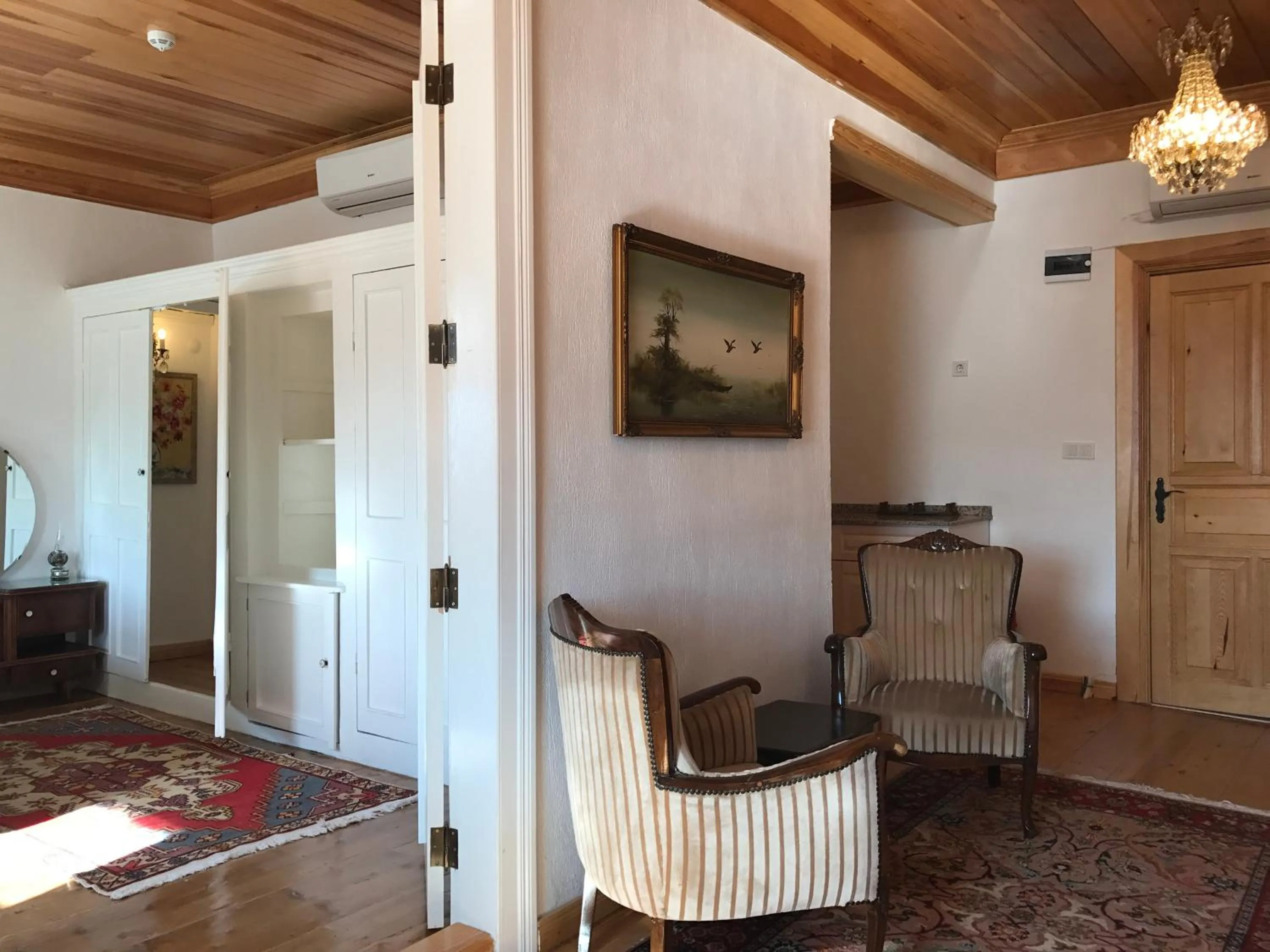 Decorative detail in Dutlu Konak