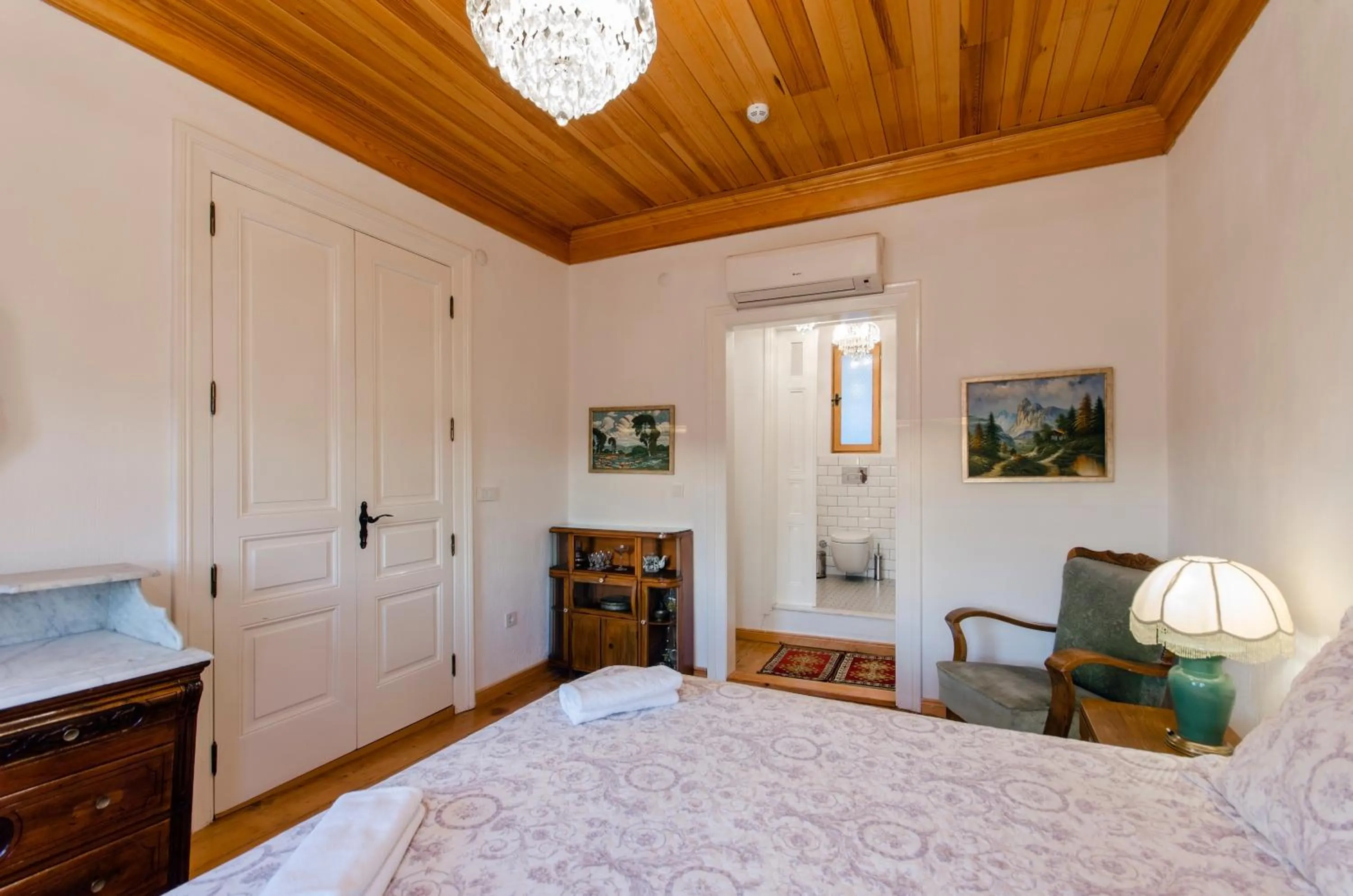 Bedroom, Bed in Dutlu Konak