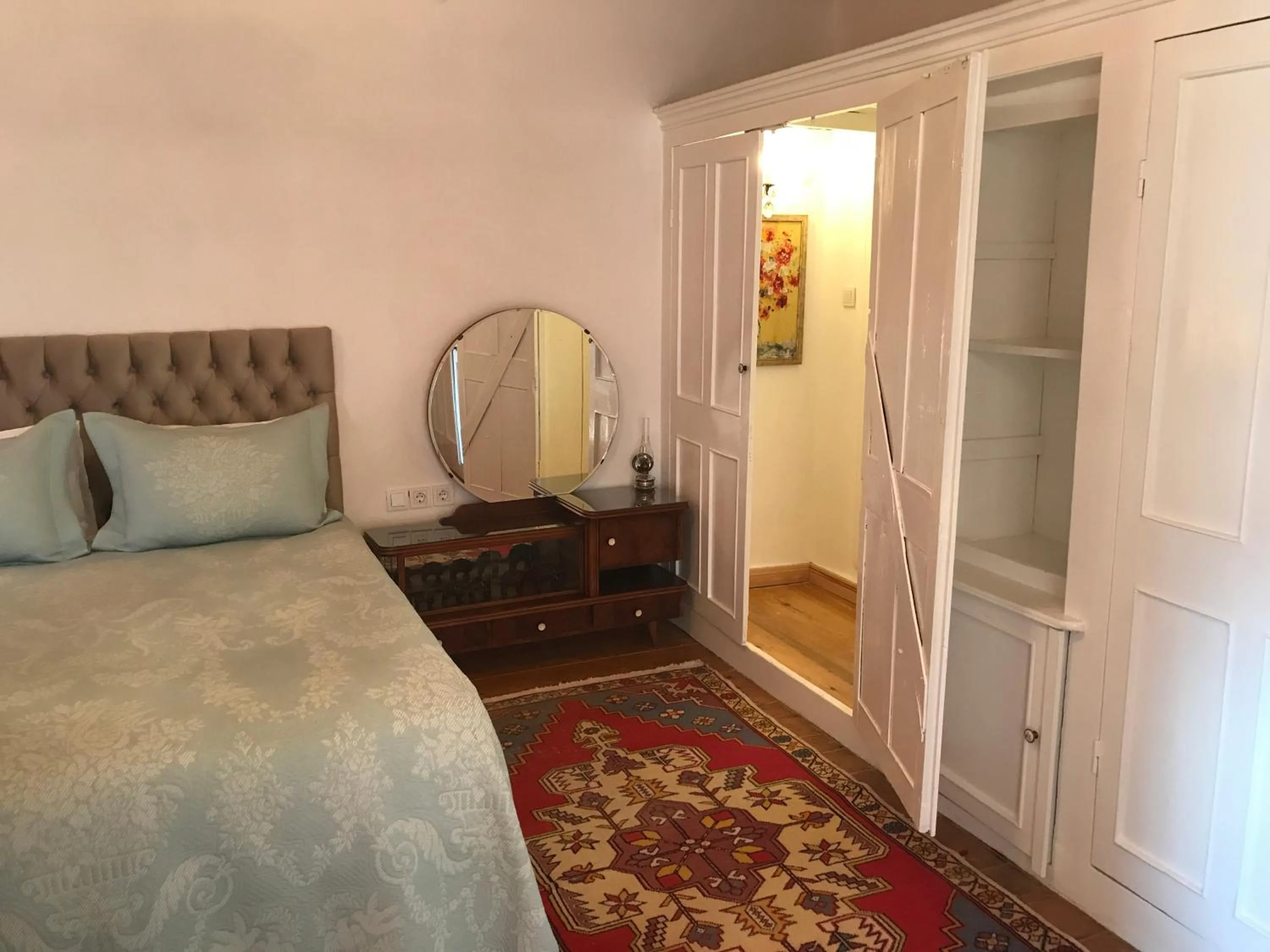 Decorative detail, Bed in Dutlu Konak