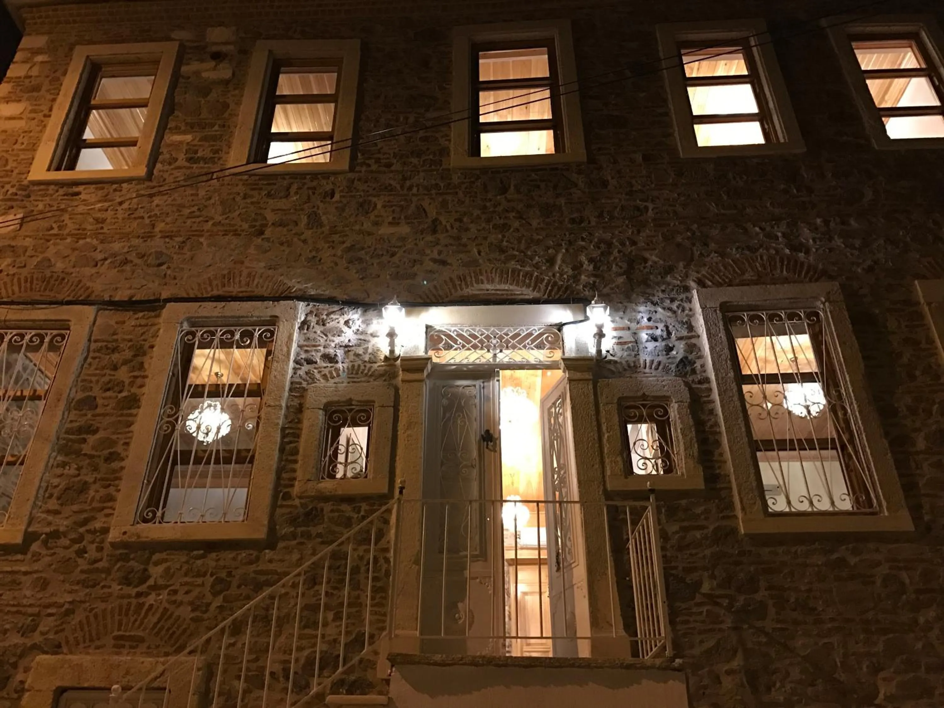 Facade/entrance in Dutlu Konak