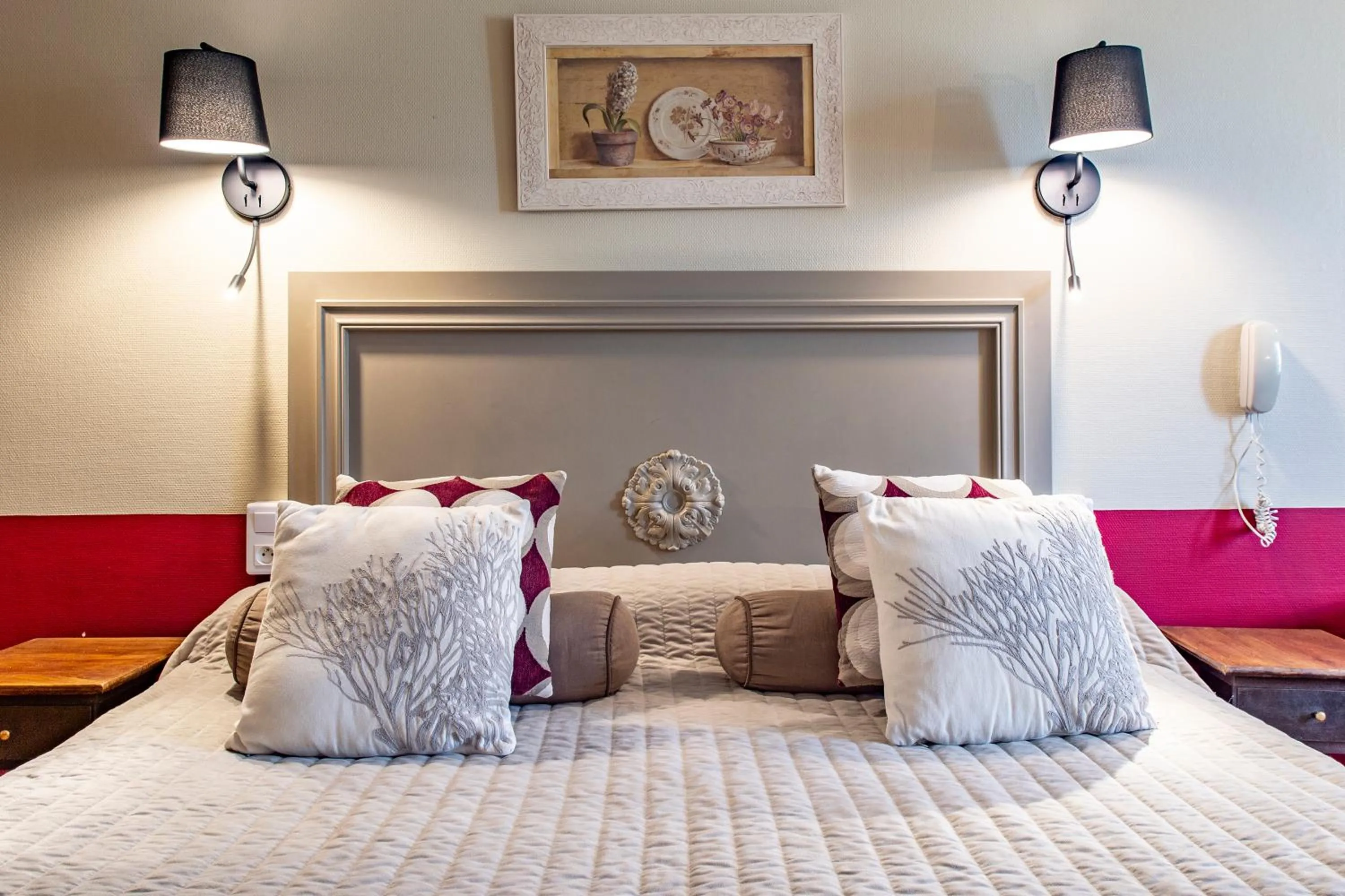 Bedroom, Bed in Les Florets