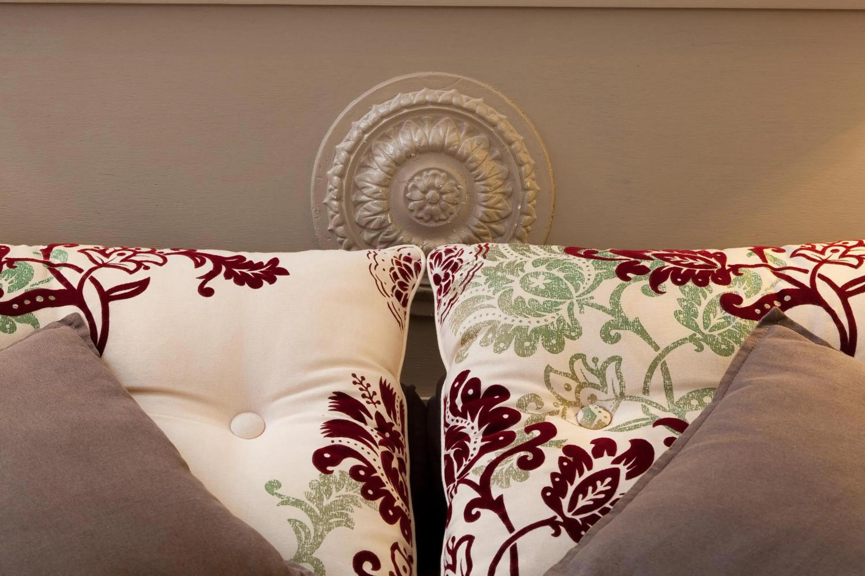 Decorative detail in Les Florets