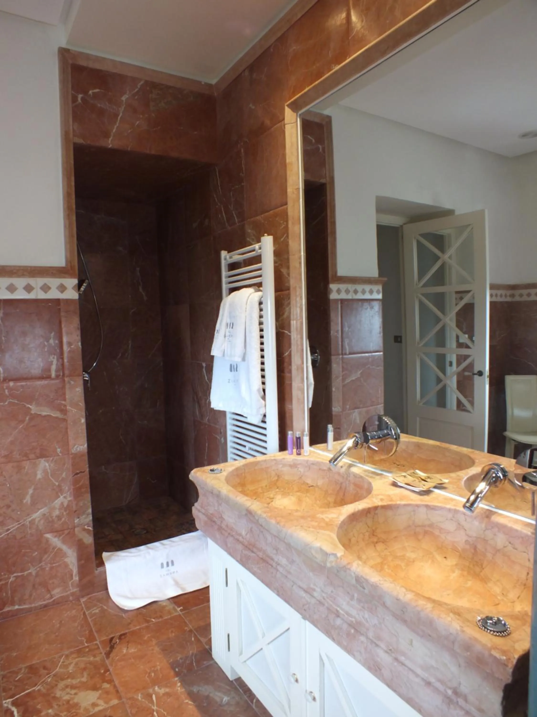 Bathroom in Casa Palacio VillaZambra