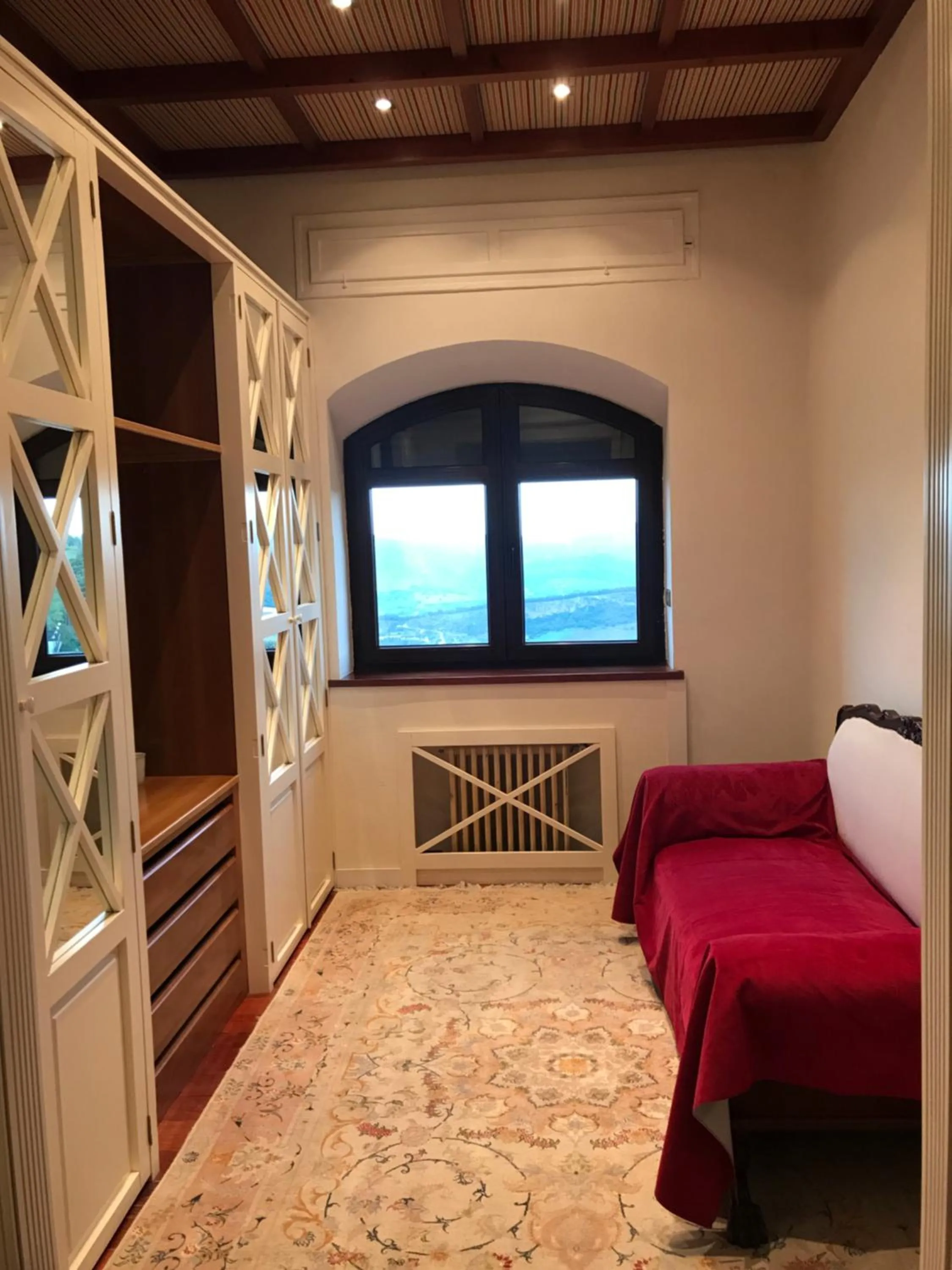 Decorative detail, Bed in Casa Palacio VillaZambra