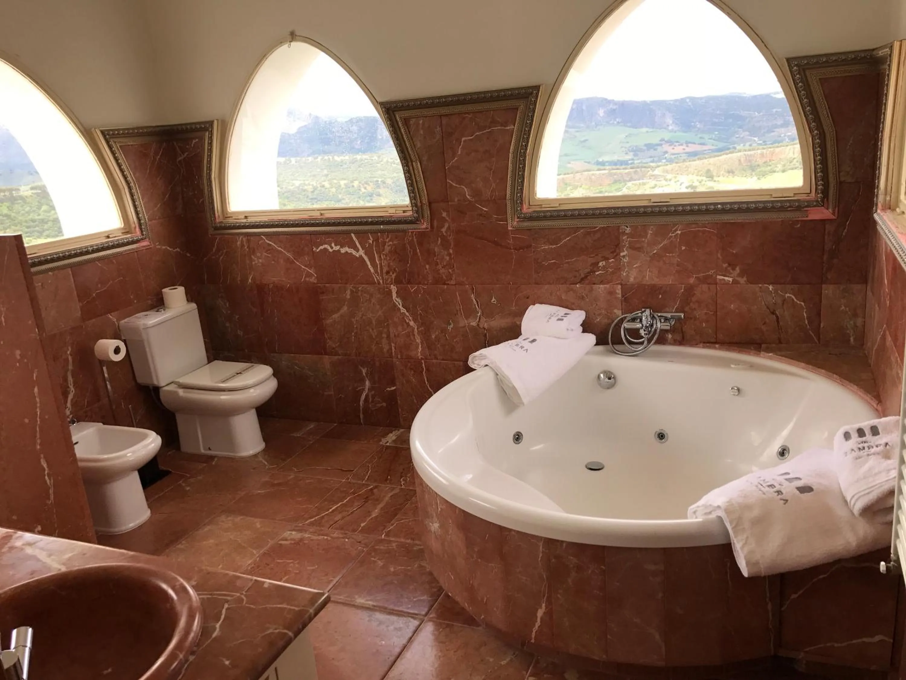 Bathroom in Casa Palacio VillaZambra