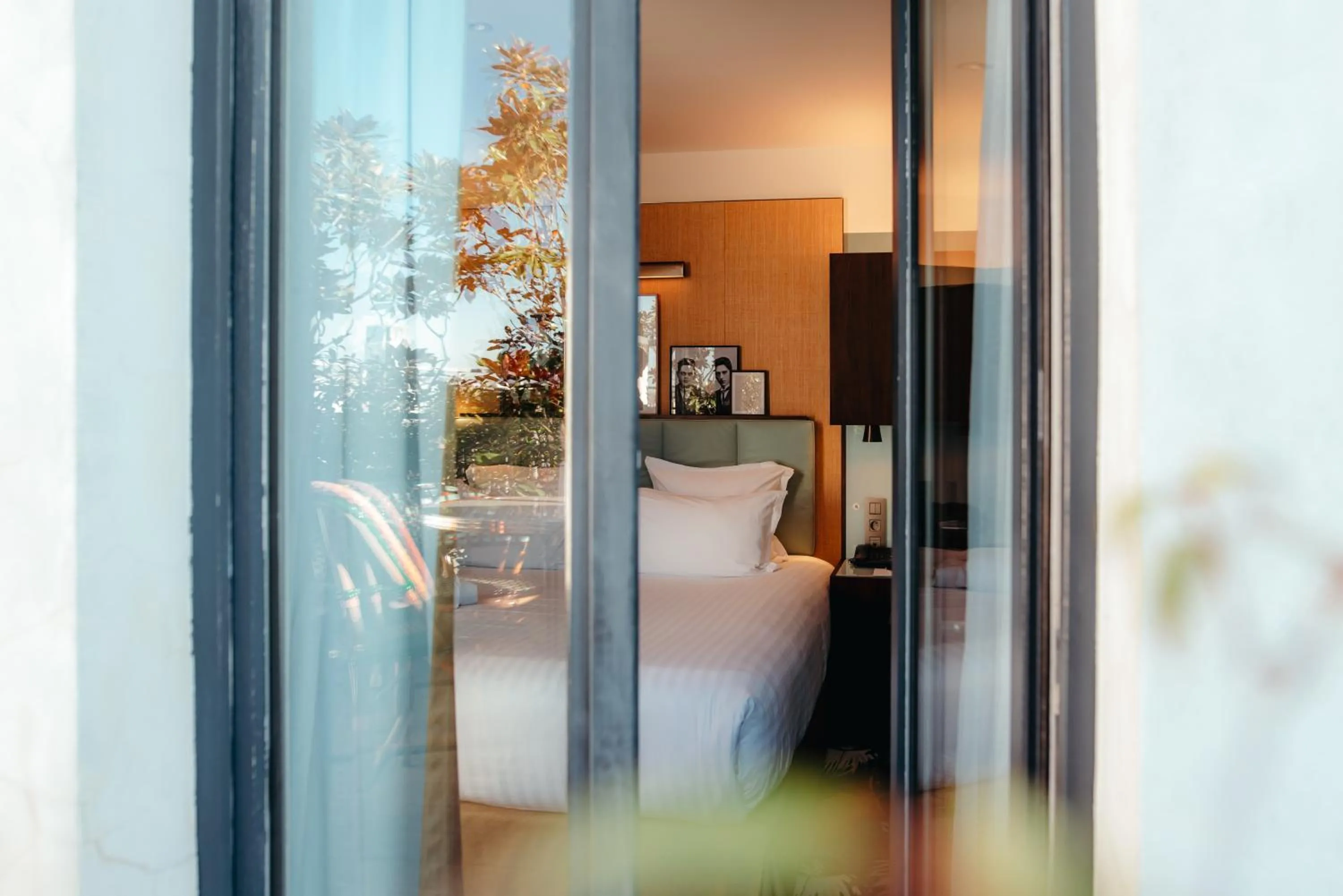 Bed in Hotel Eiffel Blomet