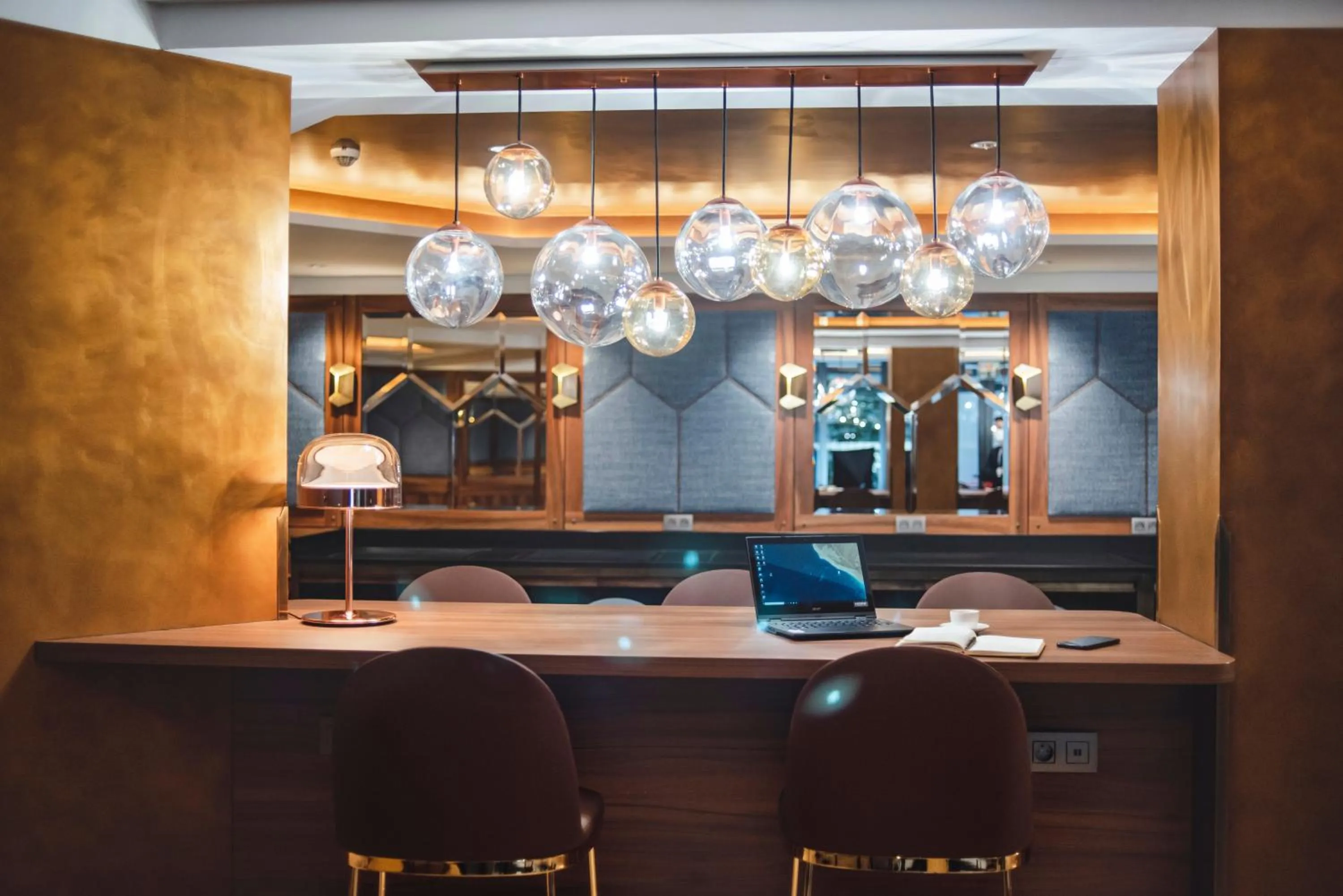 Area and facilities in Hotel Eiffel Blomet