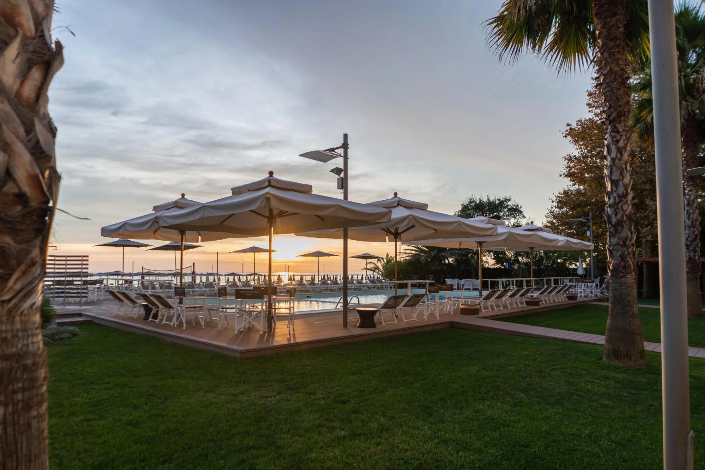 Pool view in Hotel Abruzzo Marina