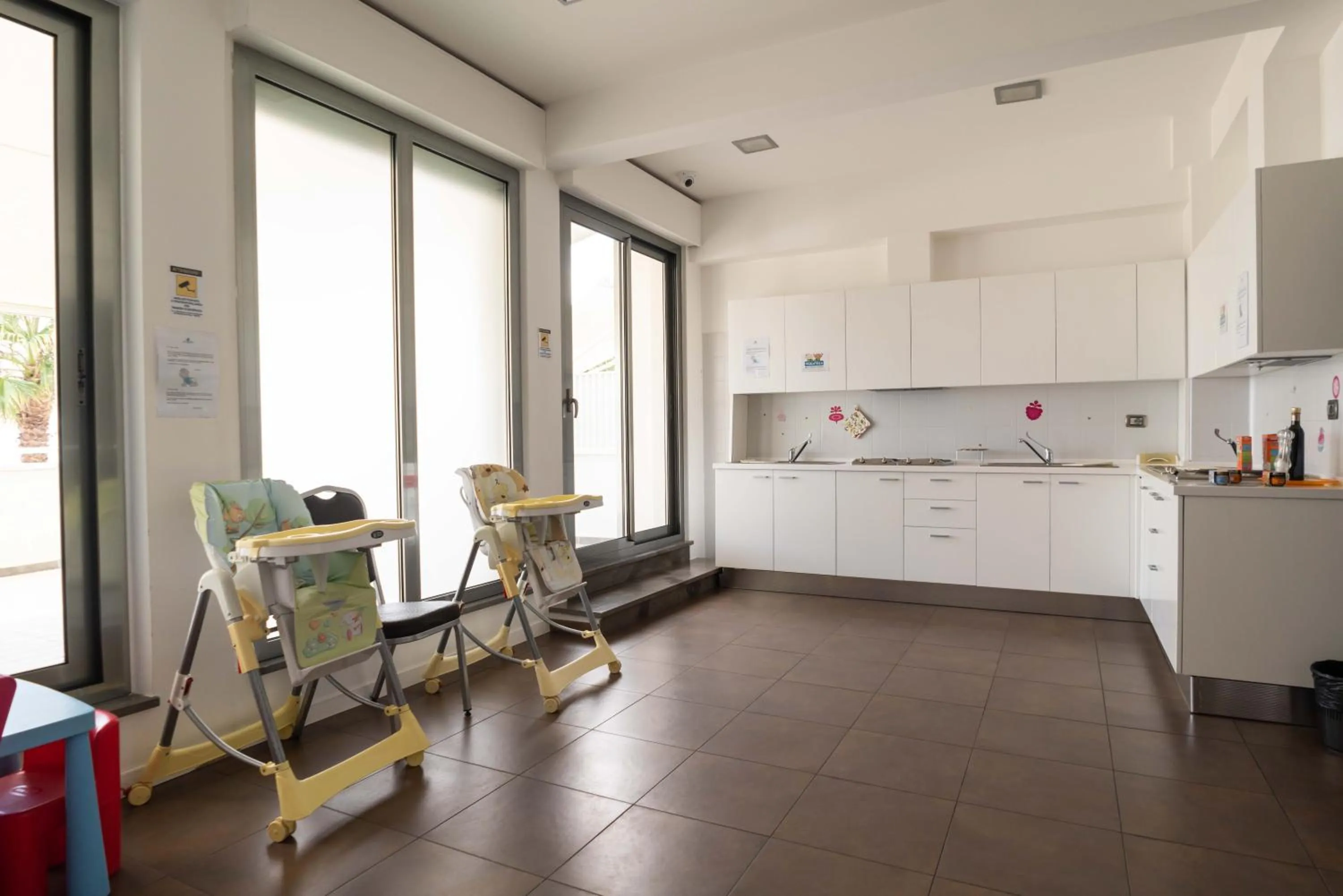 Communal kitchen in Hotel Abruzzo Marina