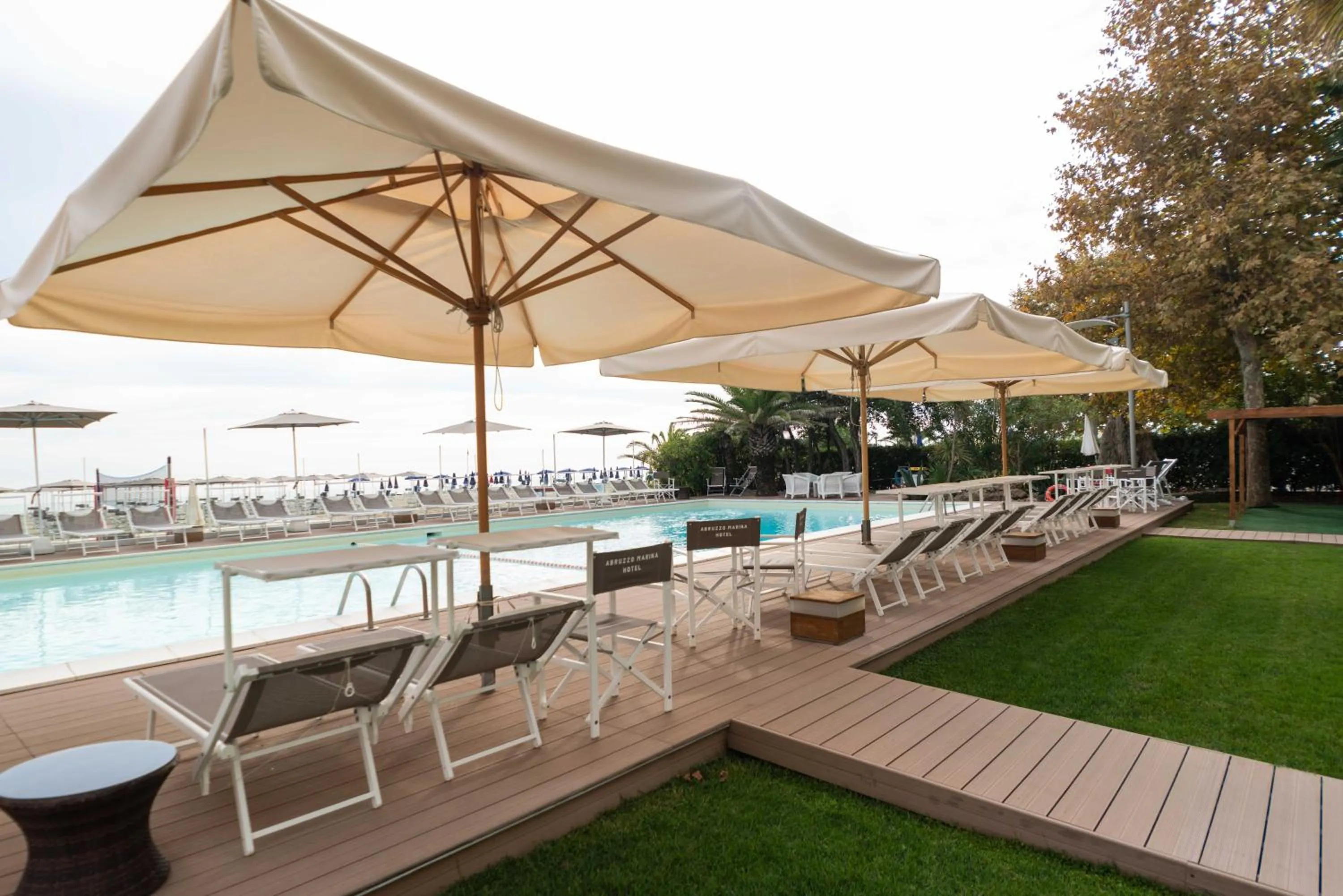 Pool view in Hotel Abruzzo Marina
