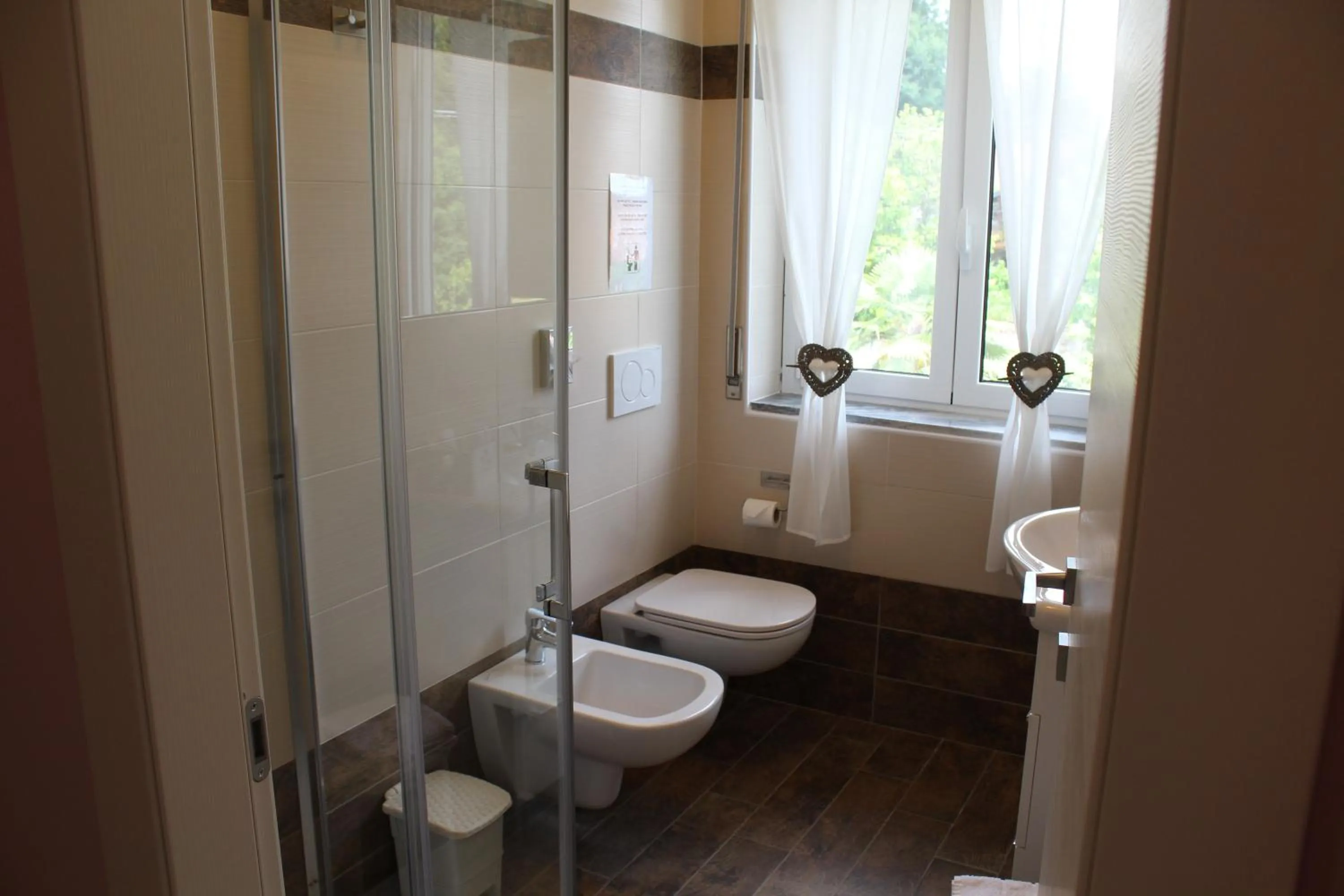 Shower in Casamia B&B