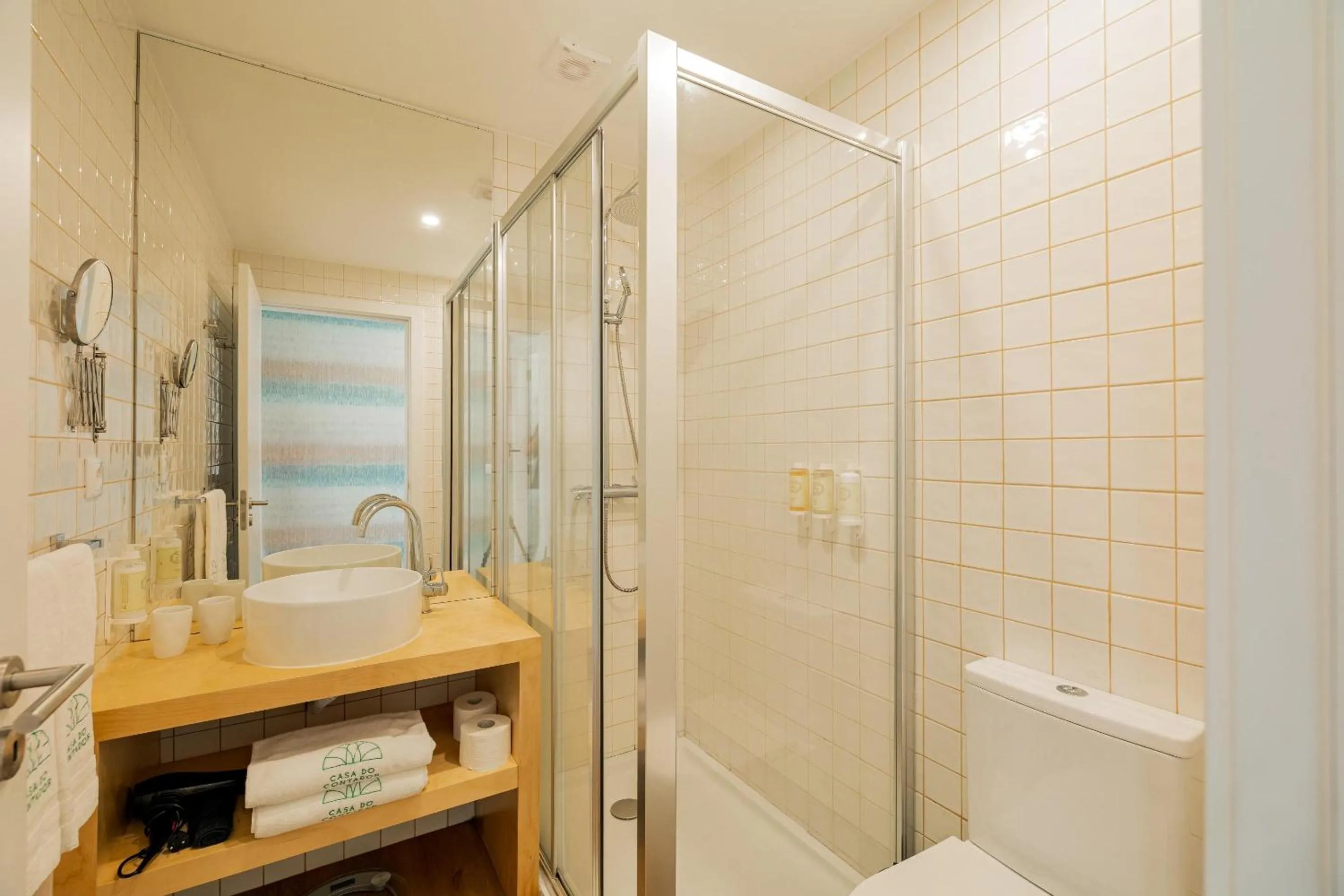 Shower in Casa do Contador - Suites & Pool