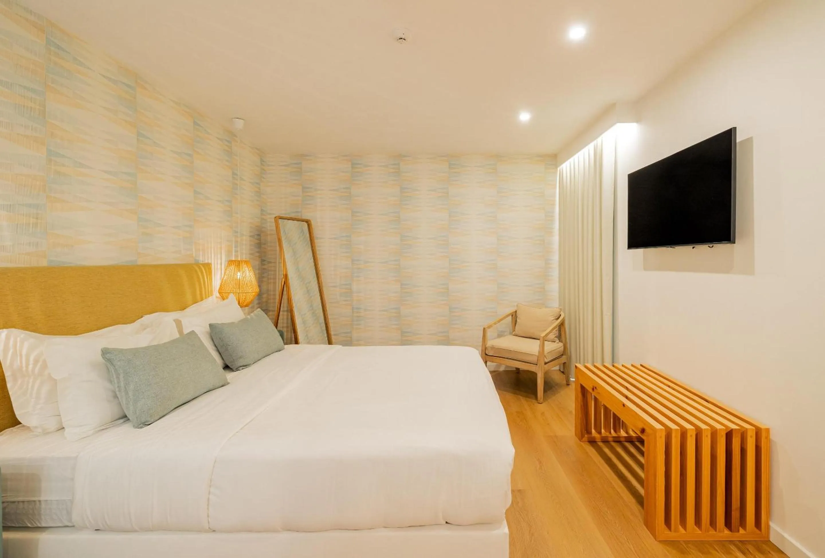 Photo of the whole room, Bed in Casa do Contador - Suites & Pool