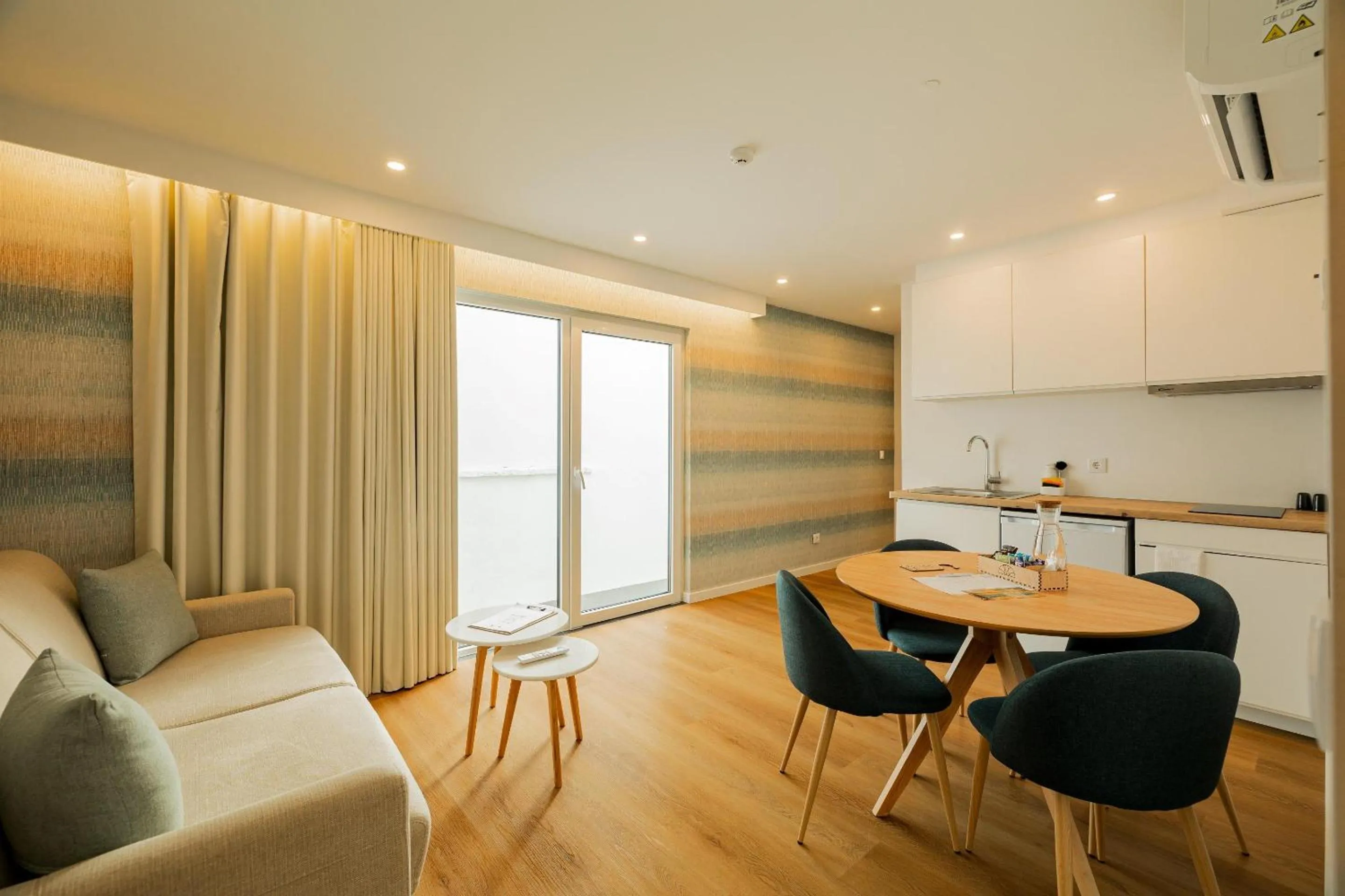 Kitchen or kitchenette in Casa do Contador - Suites & Pool