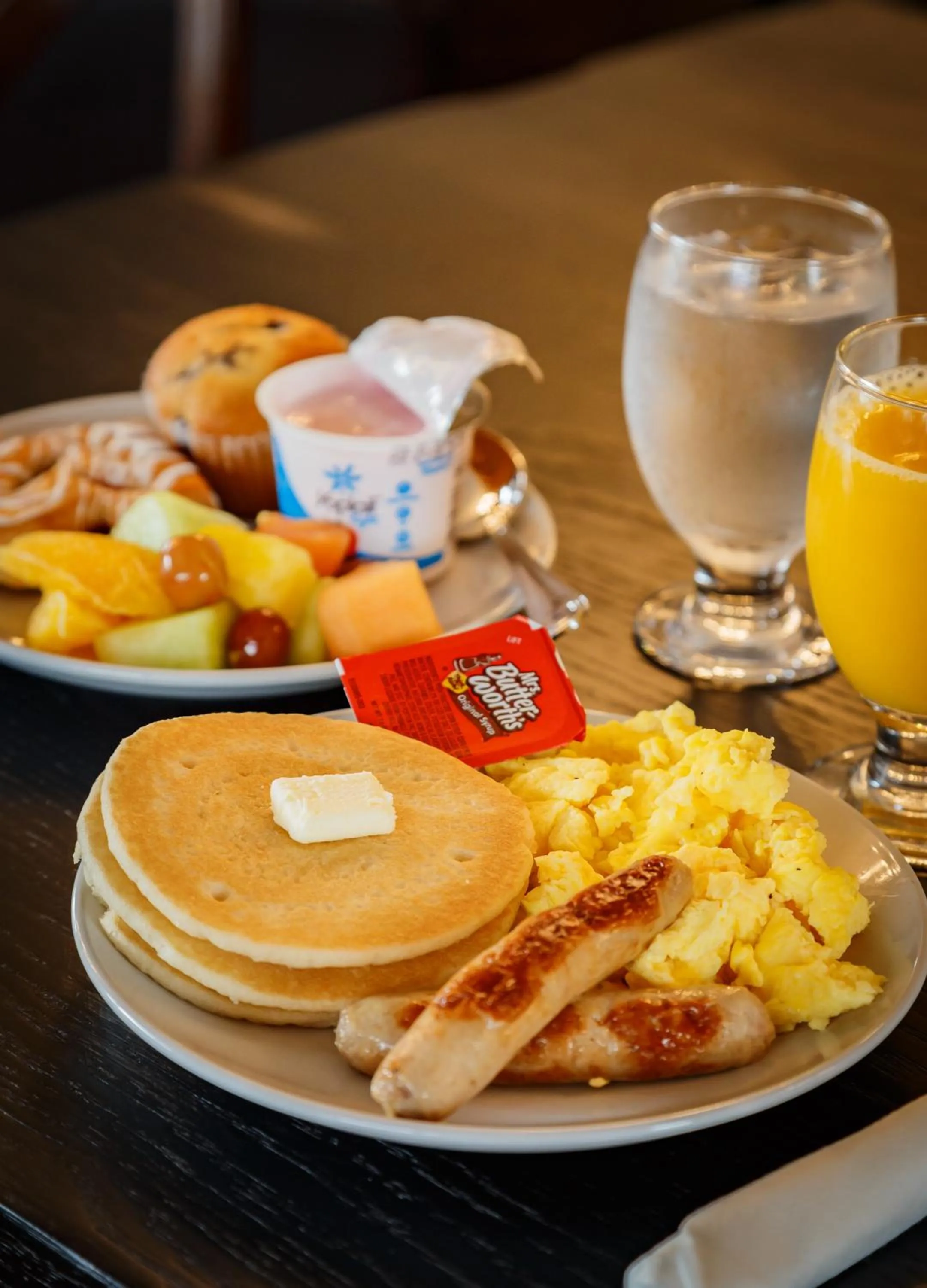 Breakfast in Flagship Inn